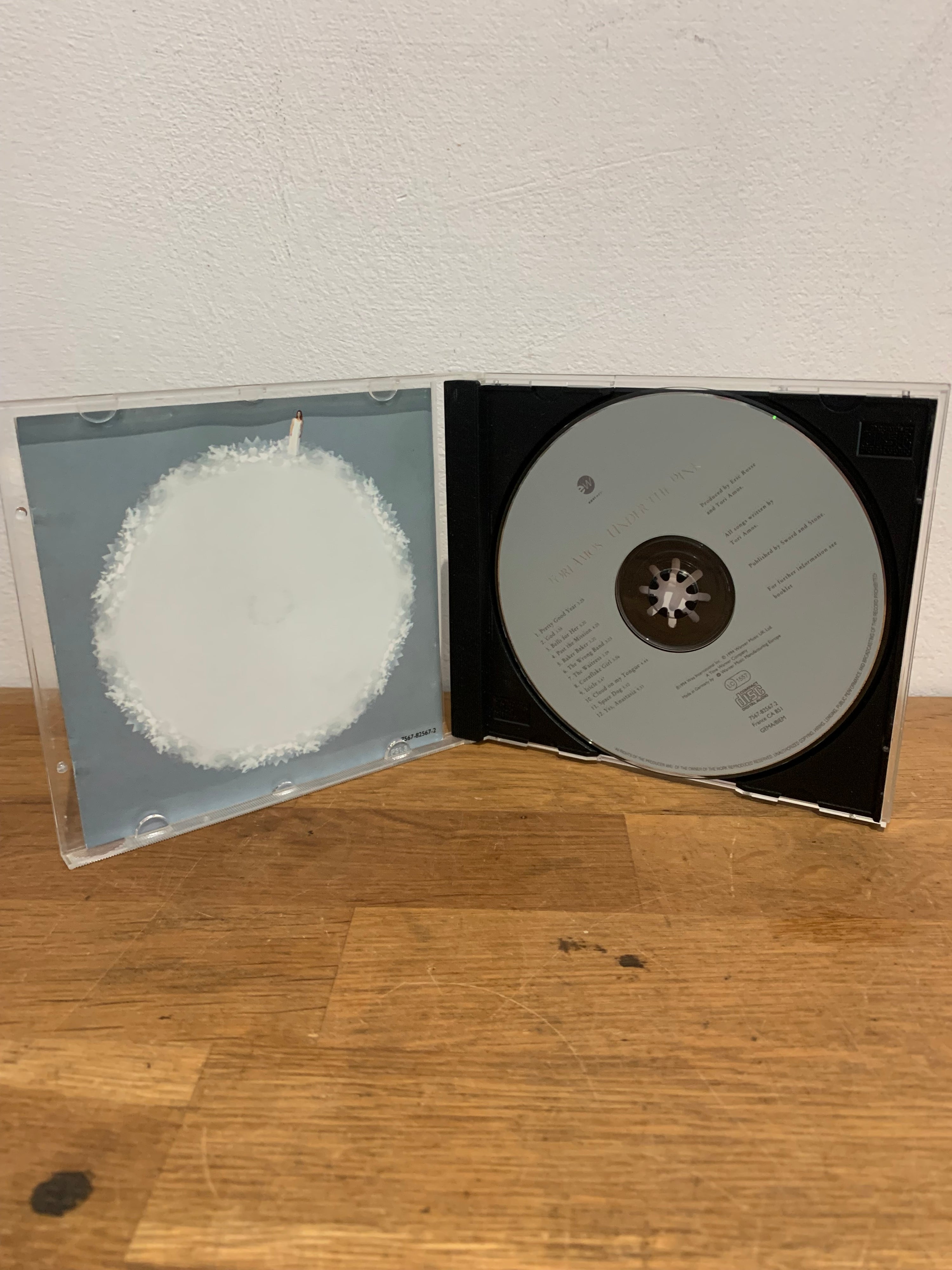 Tori Amos - Under the pink , cd album . 1994 Wea