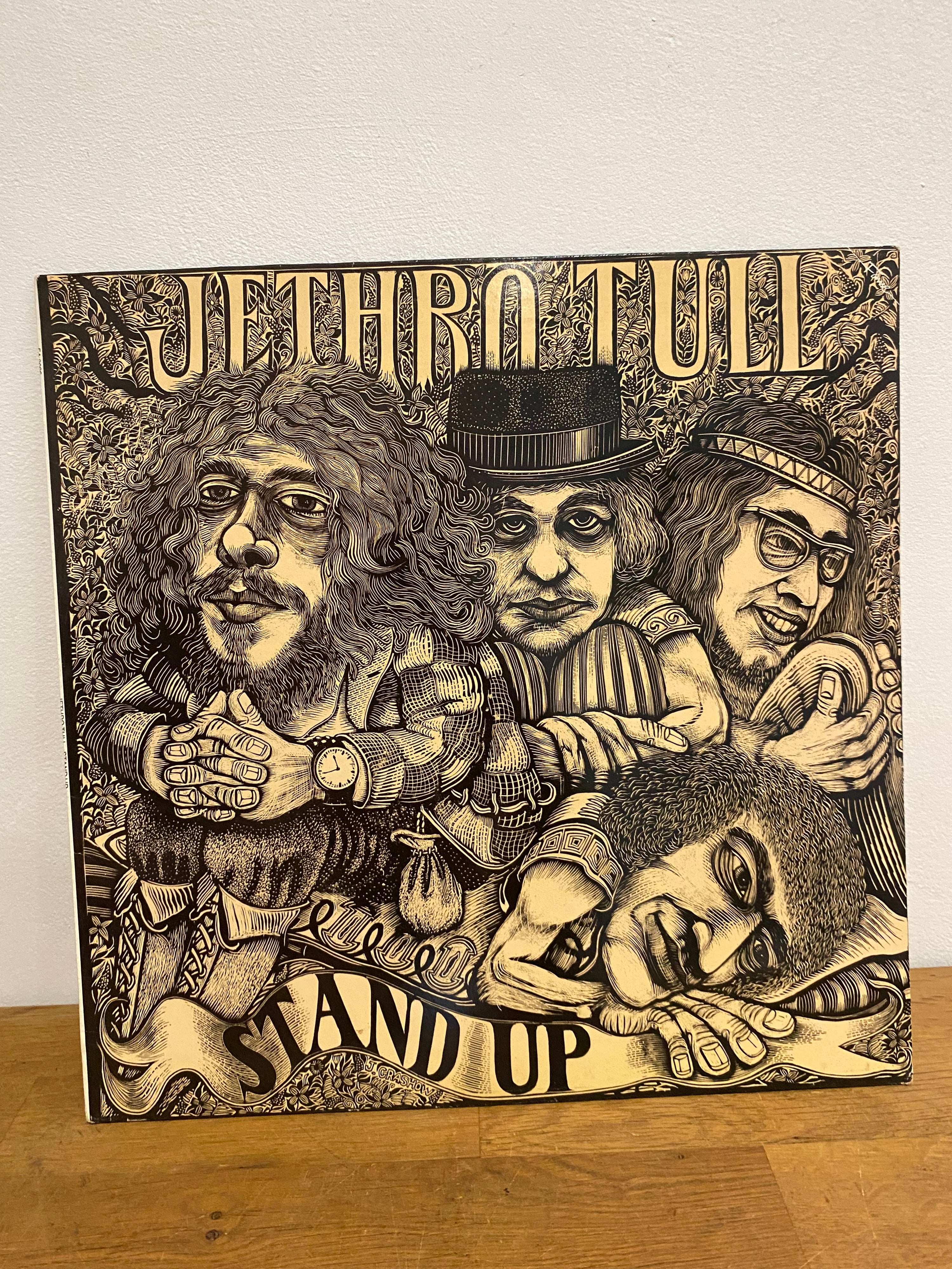 Jethro Tull - Stand up , fame label 1983 reissue
