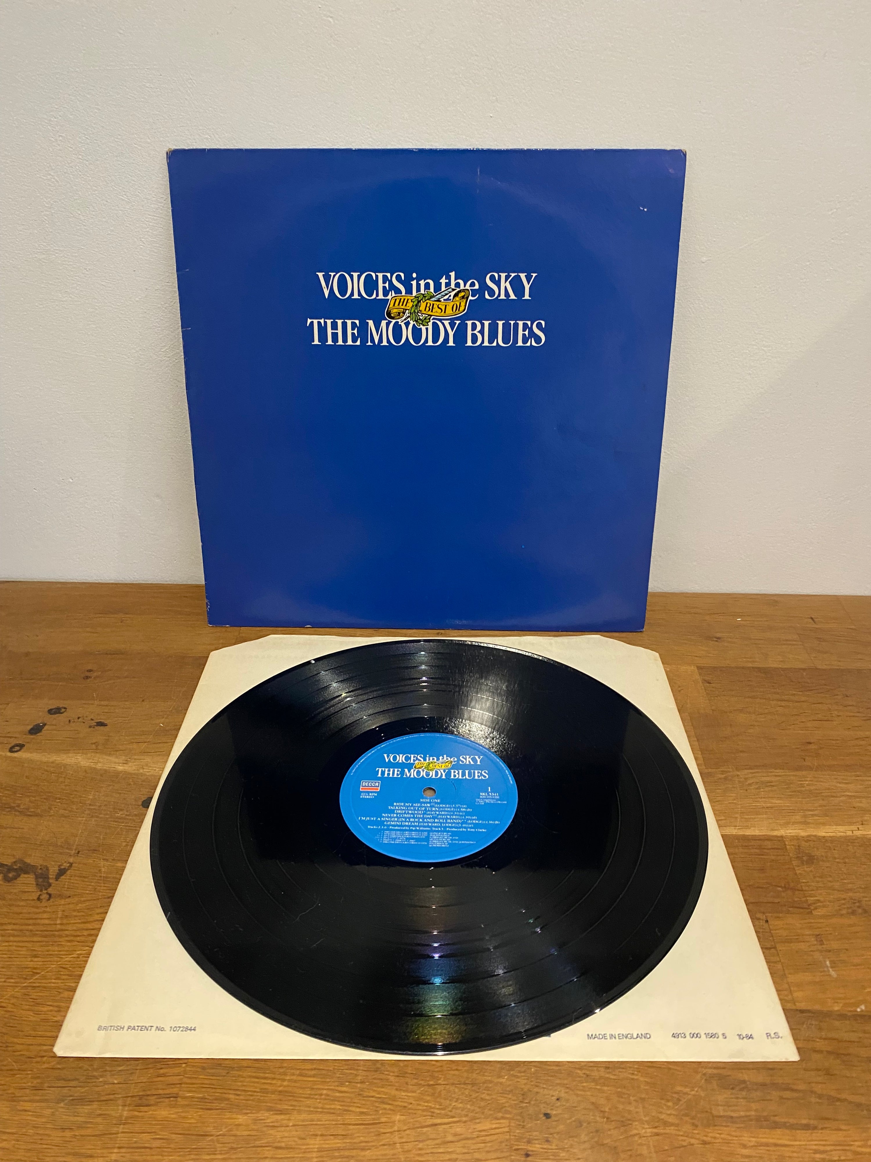 The Moody Blues - Voices in the sky , the best of , LP album, Decca 1984
