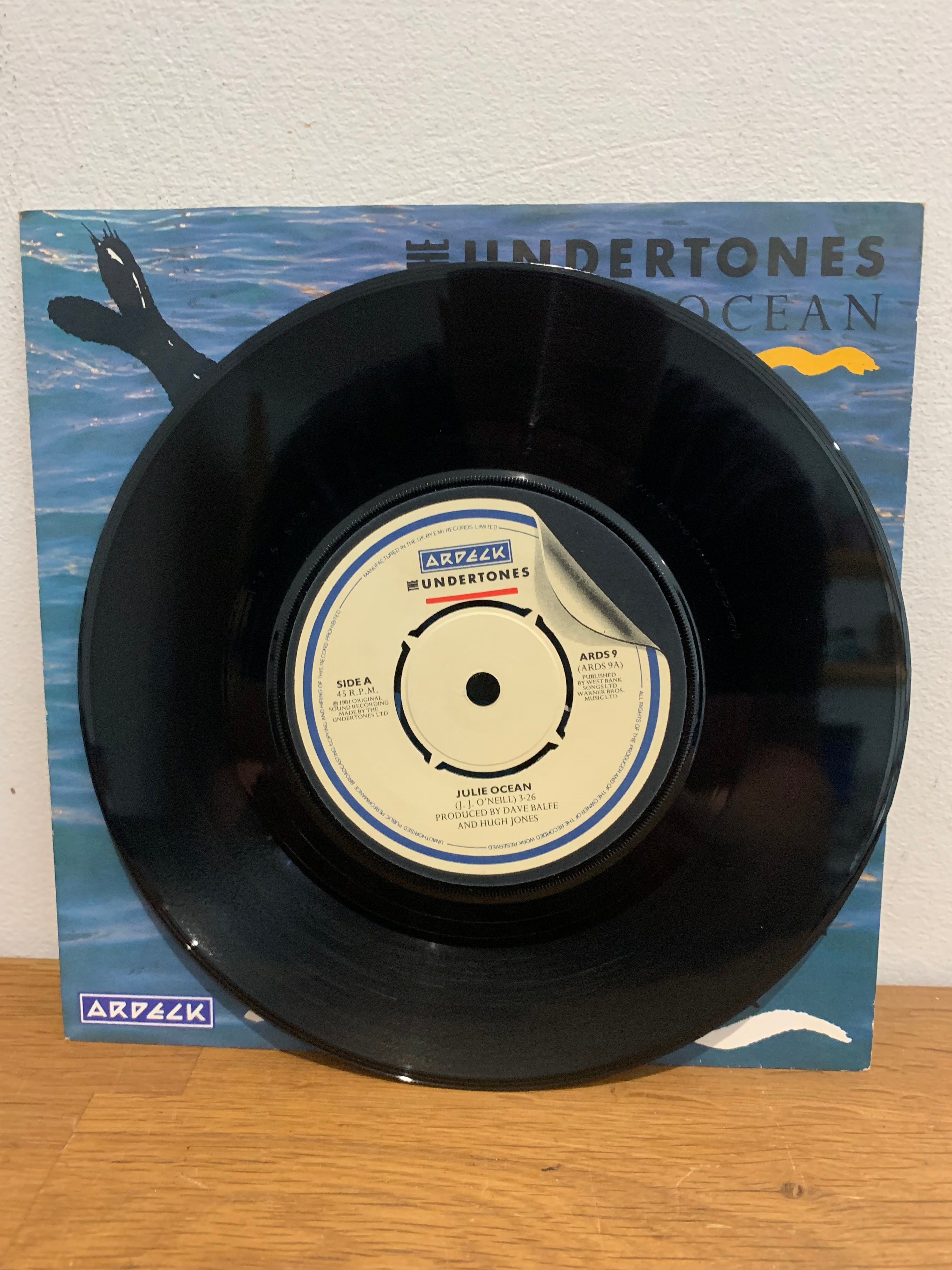 The Undertones - Julie Ocean, 7 inch single, 1981 Ardeck records
