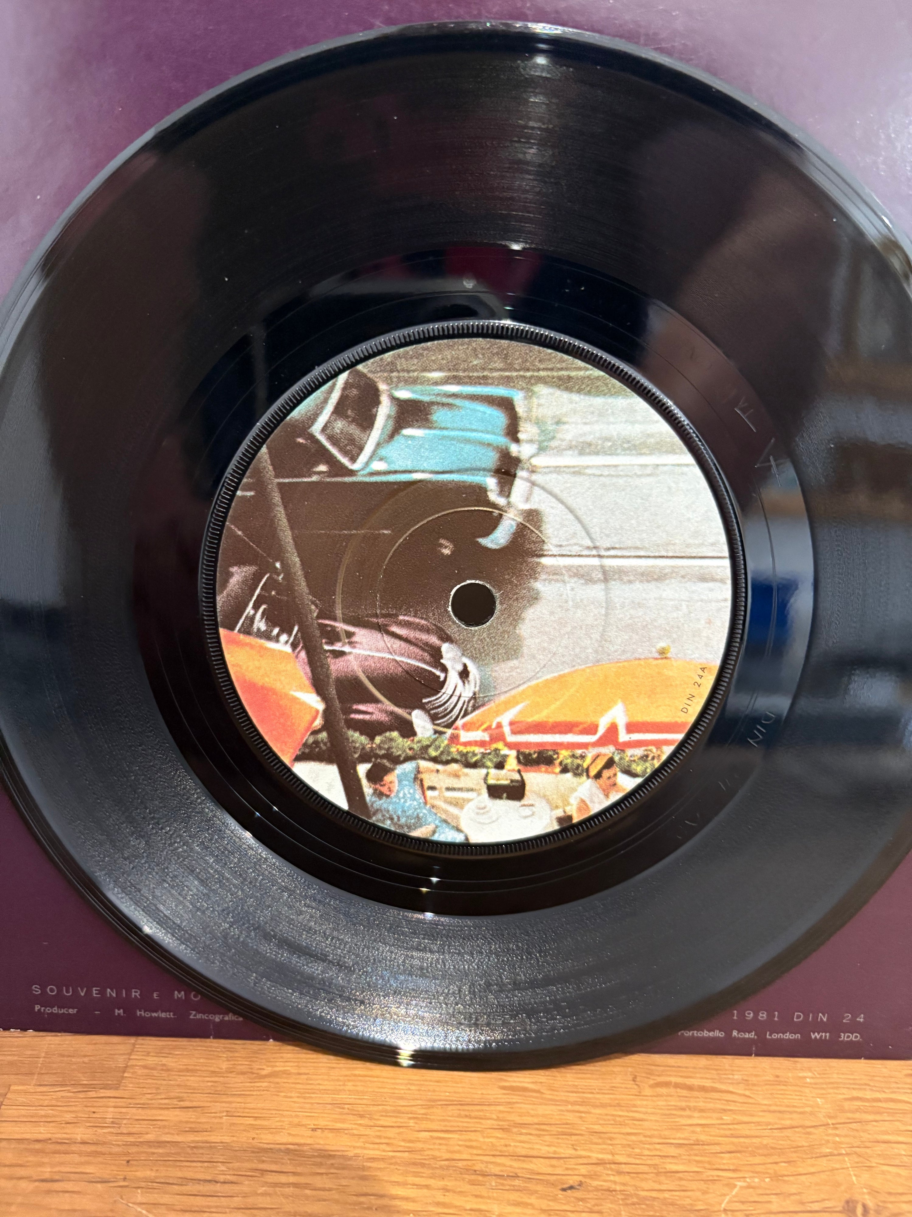 OMD - Souvenir, 7 inch single ,1981 Dindisc , DIN 24