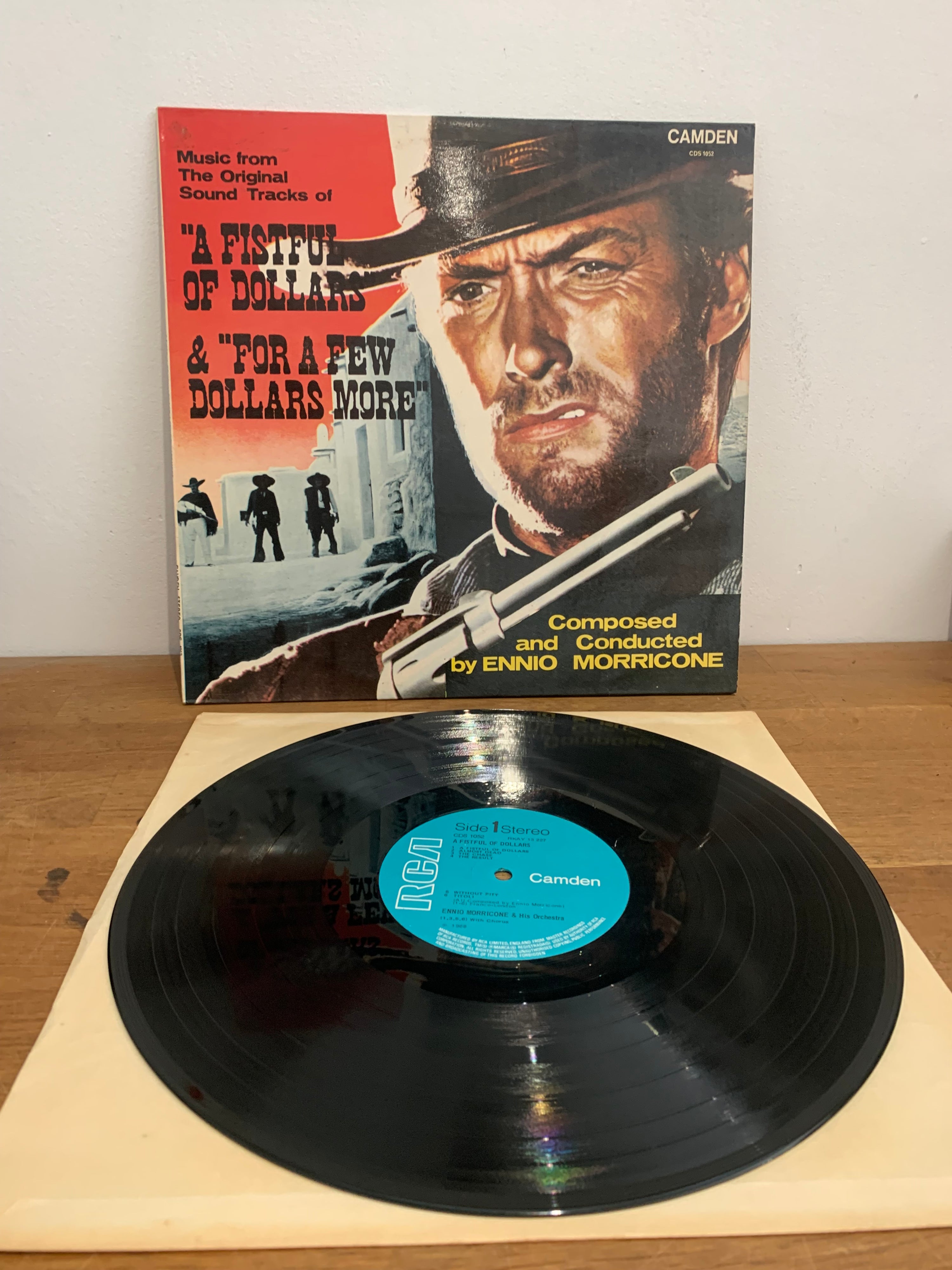 Ennio Morricone, A Fistful of Dollars/ For a Few Dollars more. Vinyl soundtrack.