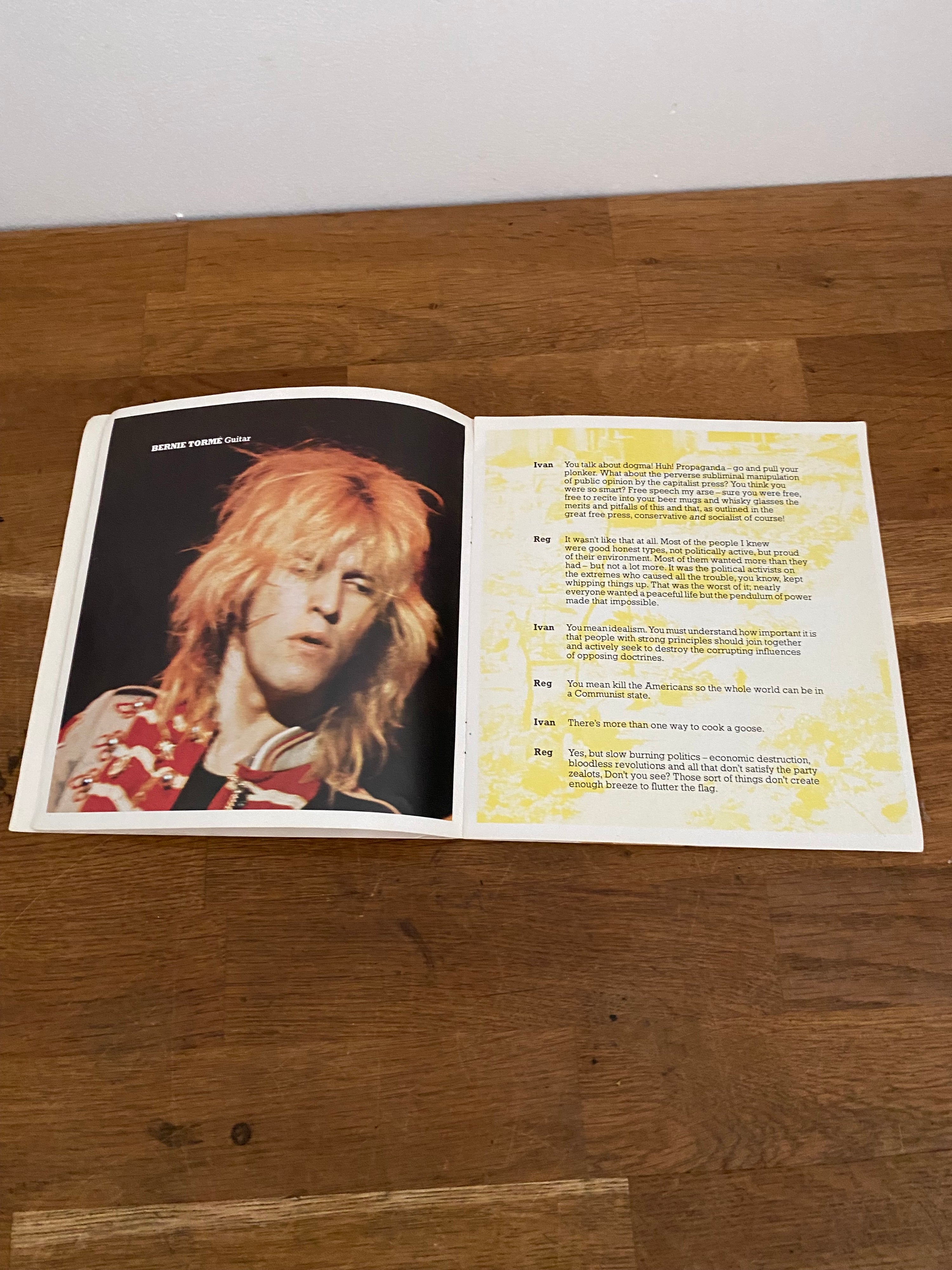 Gillan - Mutually Assured Destruction, 7” single , booklet sleeve , 1980 Virgin