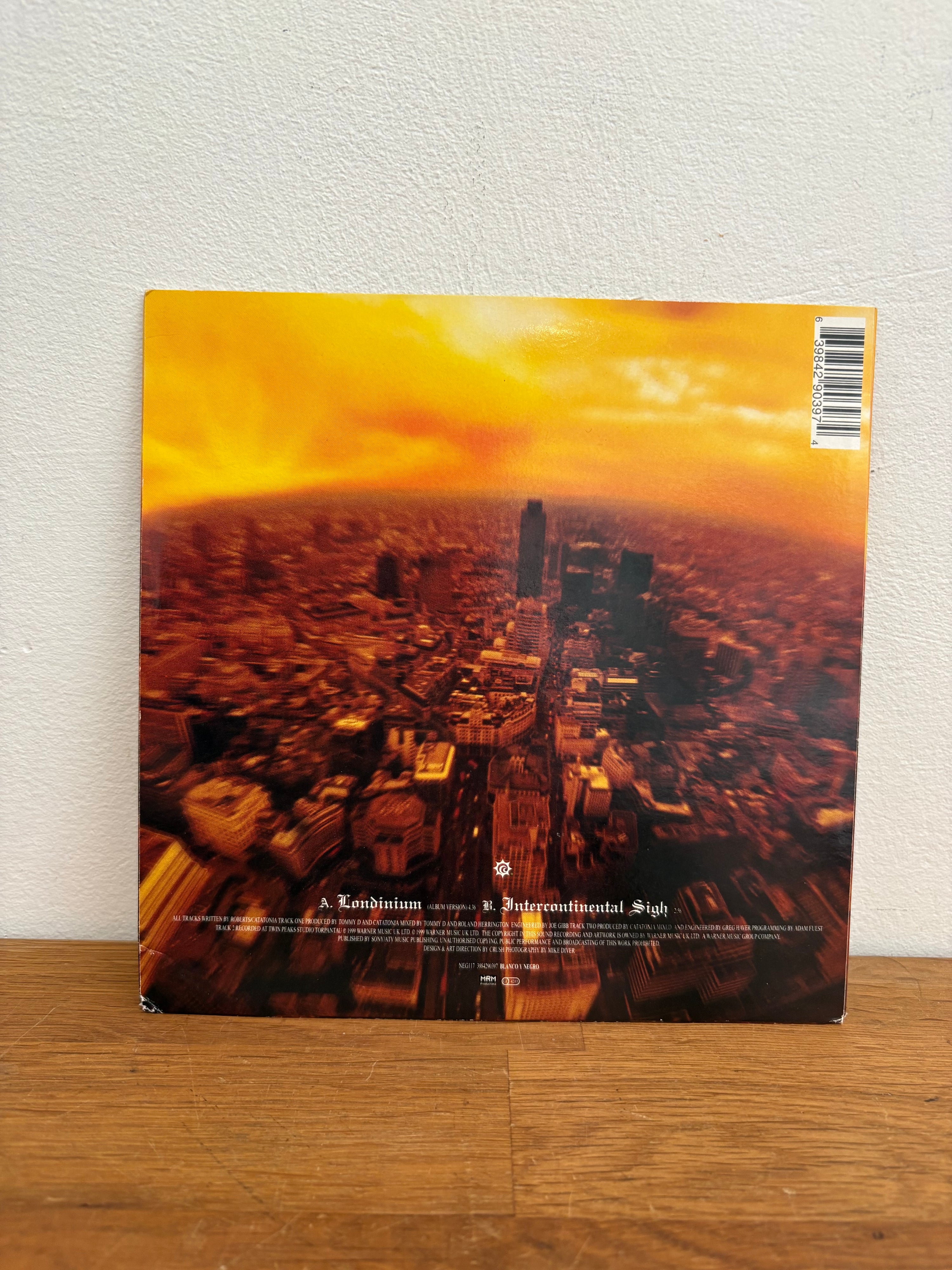 Catatonia - Londinium , 7 inch single, 1999 Warner music.