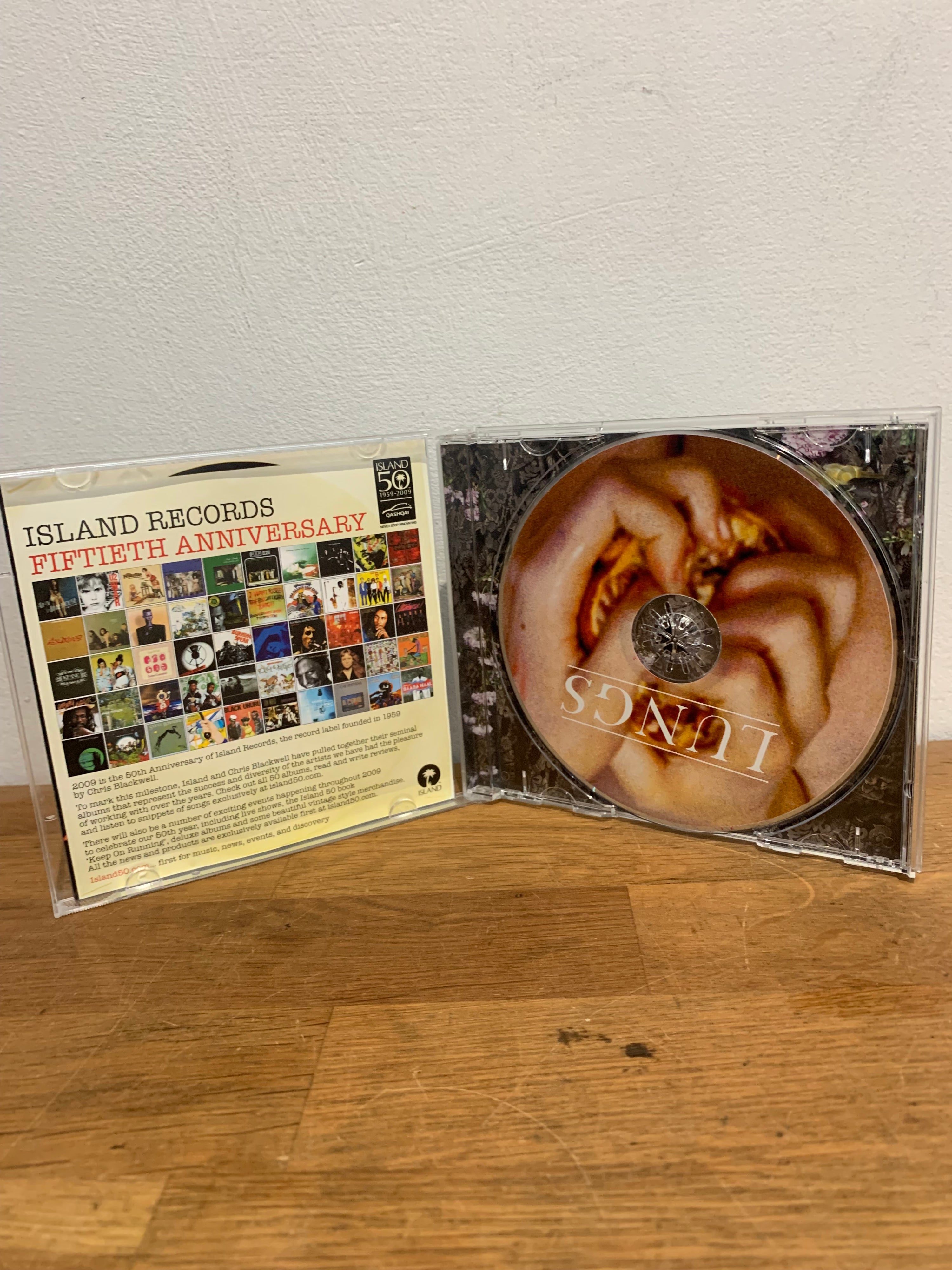 Florence and the machine - Lungs , cd album , 2009 Island records.
