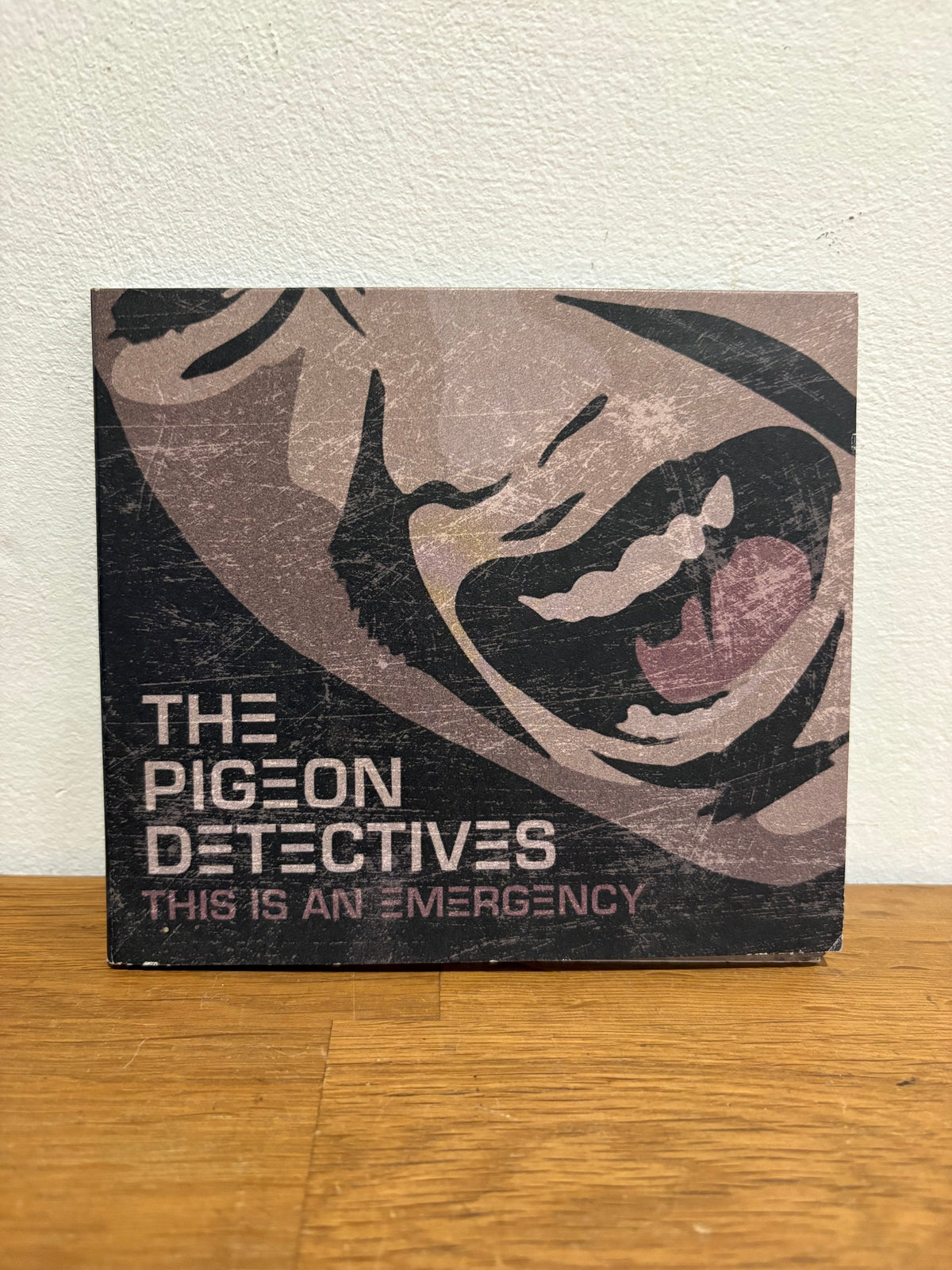 Pigeon Detectives - This is an emergency, 3 track cd single, 2008.
