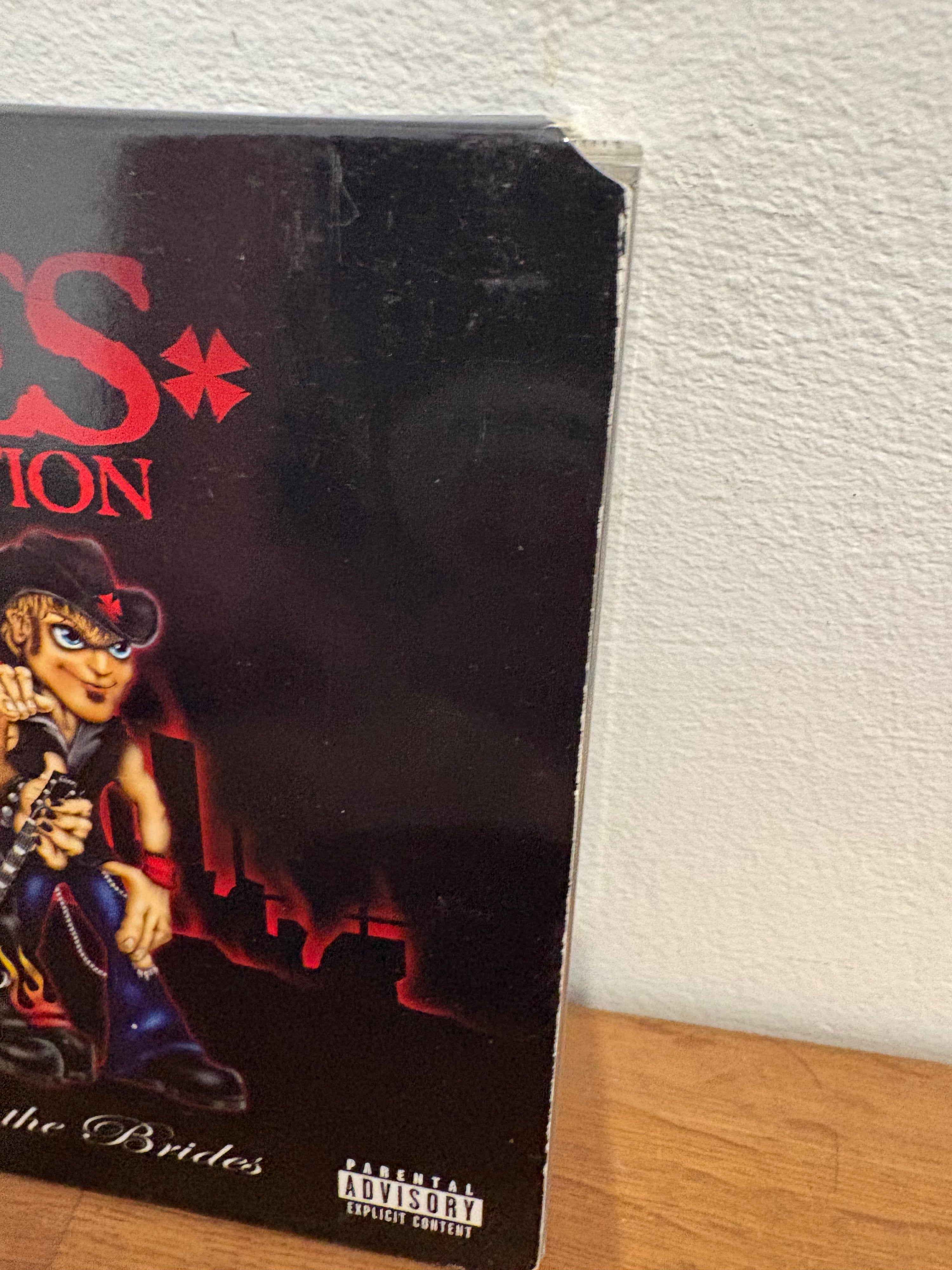 Brides of Destruction - Here come the brides, limited edition enhanced with poster . Cd album