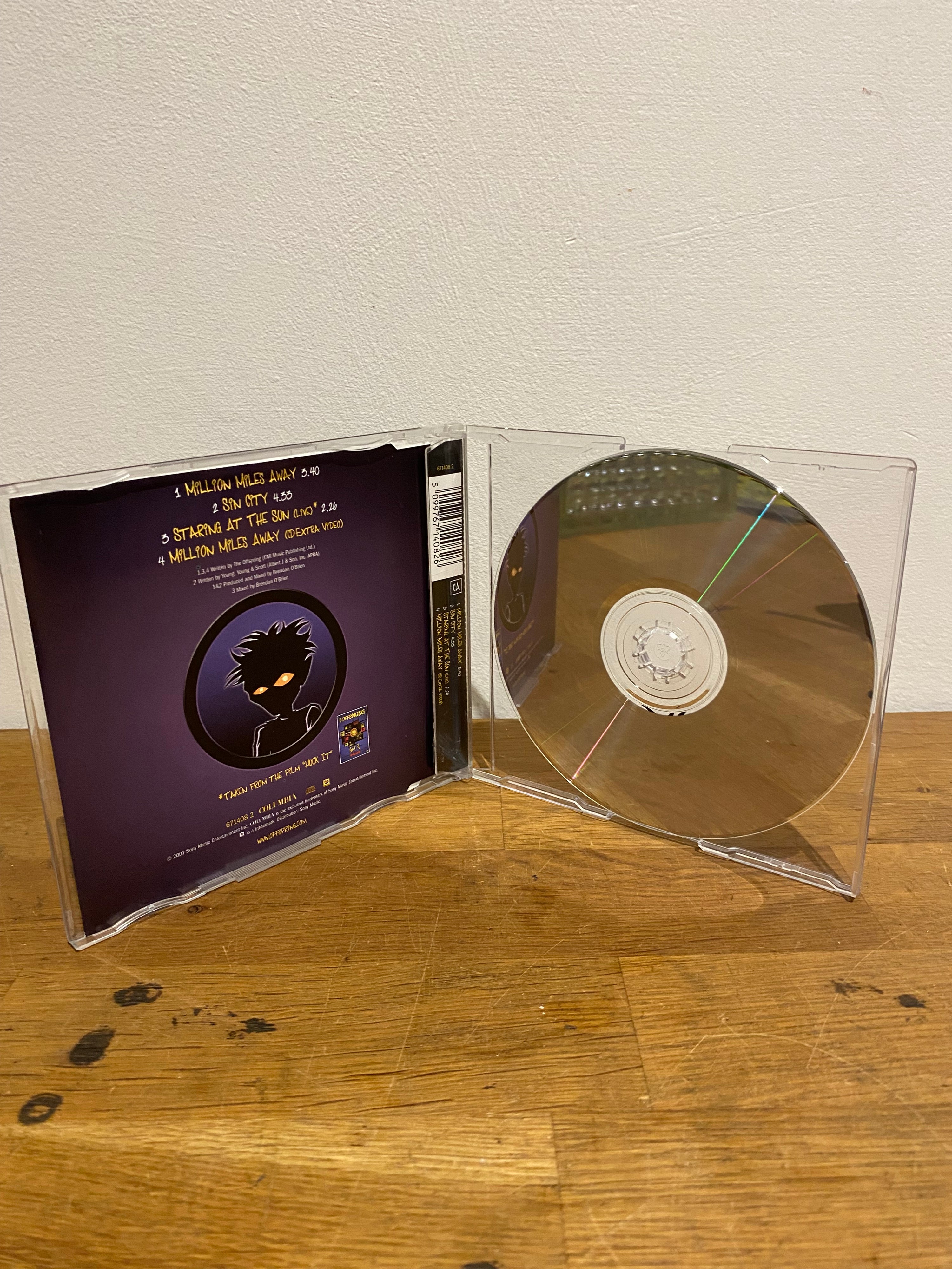 The Offspring- Million miles away, 2001 cd single