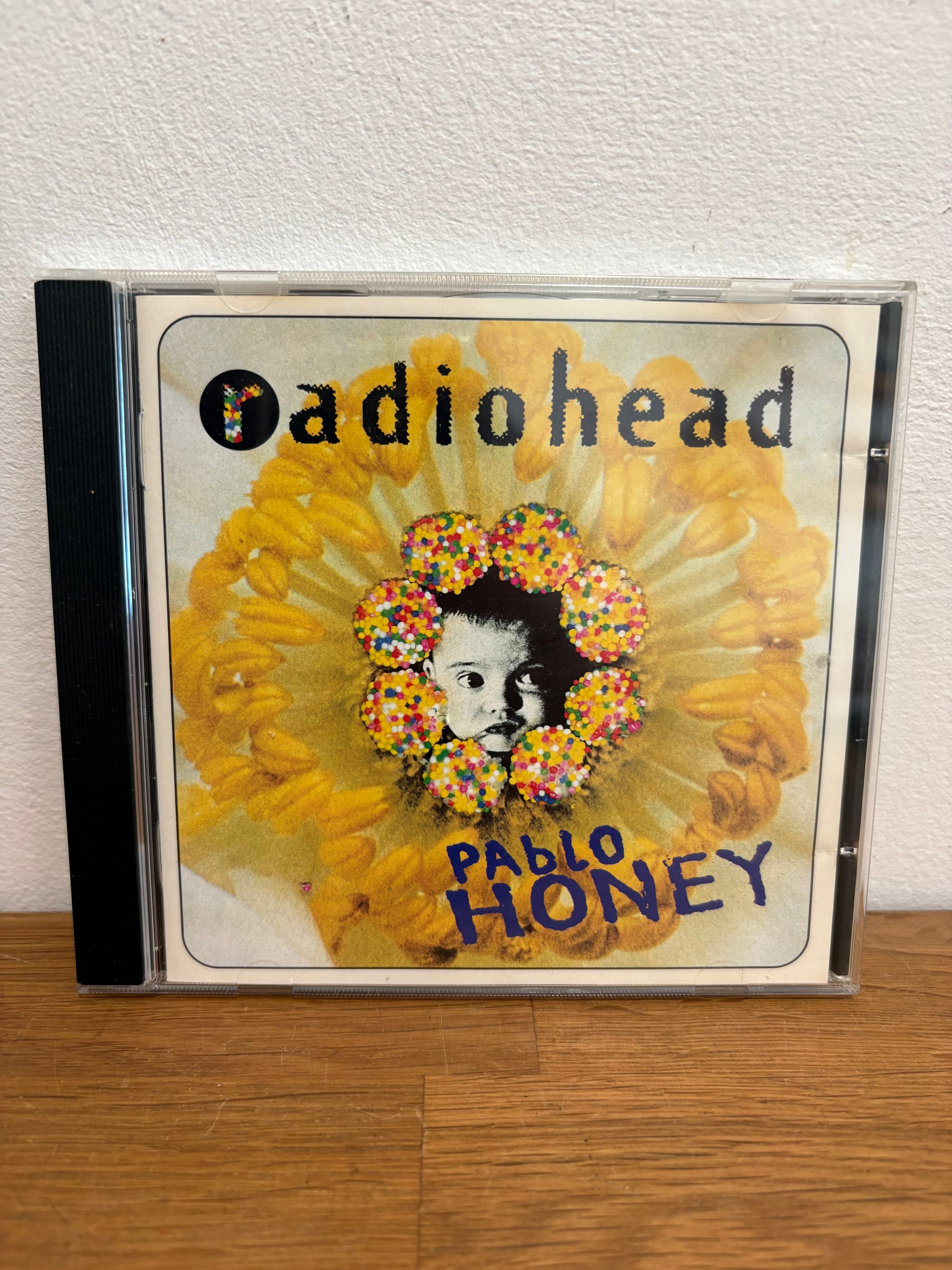 Radiohead - Pablo Honey , cd album, 1993 Parlophone.