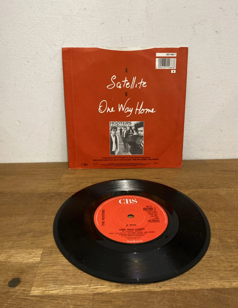 Hooters – Satellite (7" Vinyl)