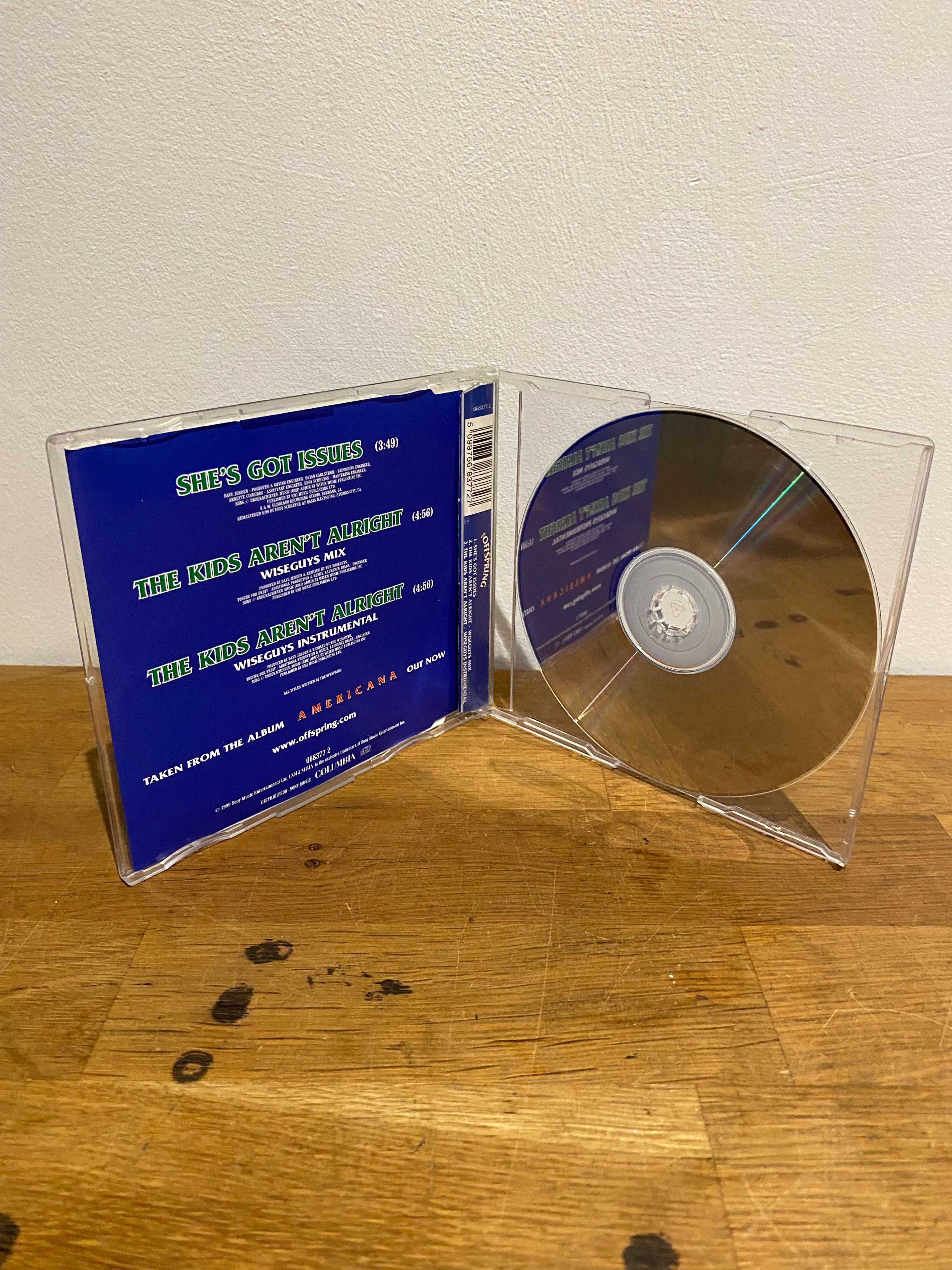 The Offspring - She’s got issues , 1999 cd single