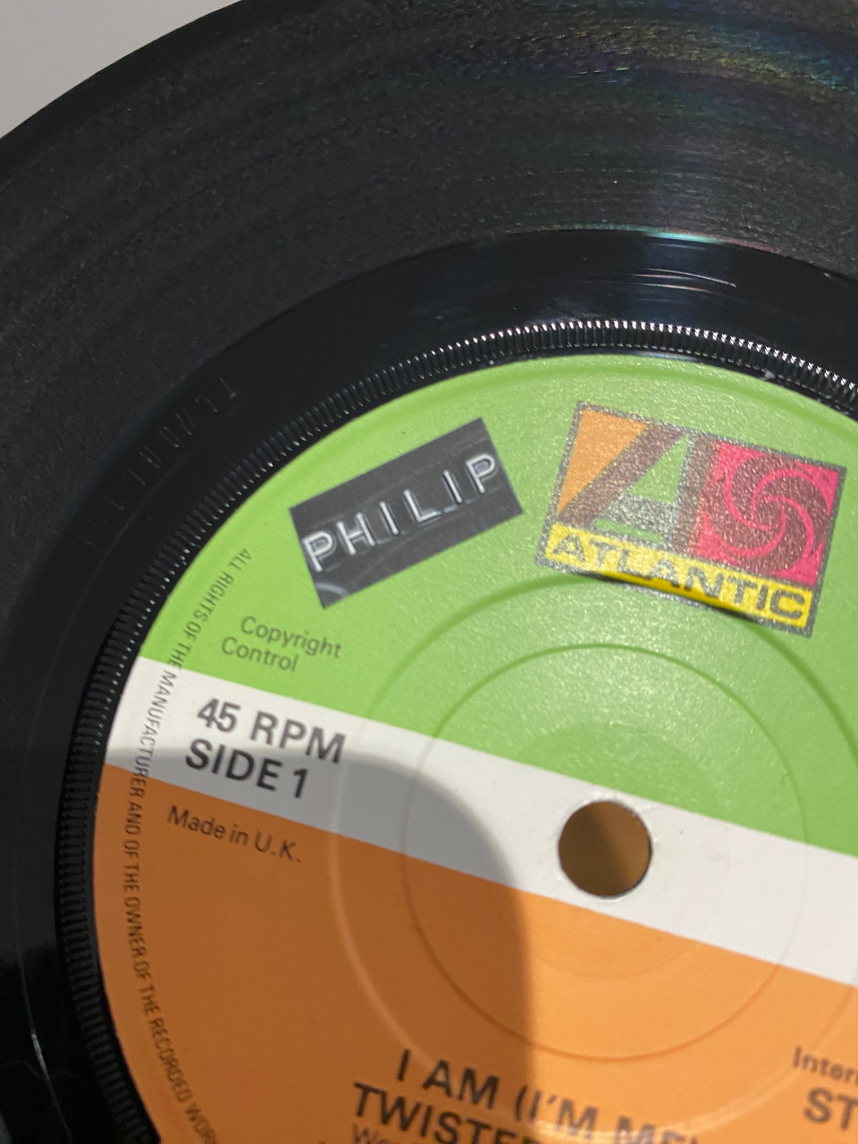 Twisted Sister- I am ( I’m Me ) , 7” single , 1983 , Atlantic records