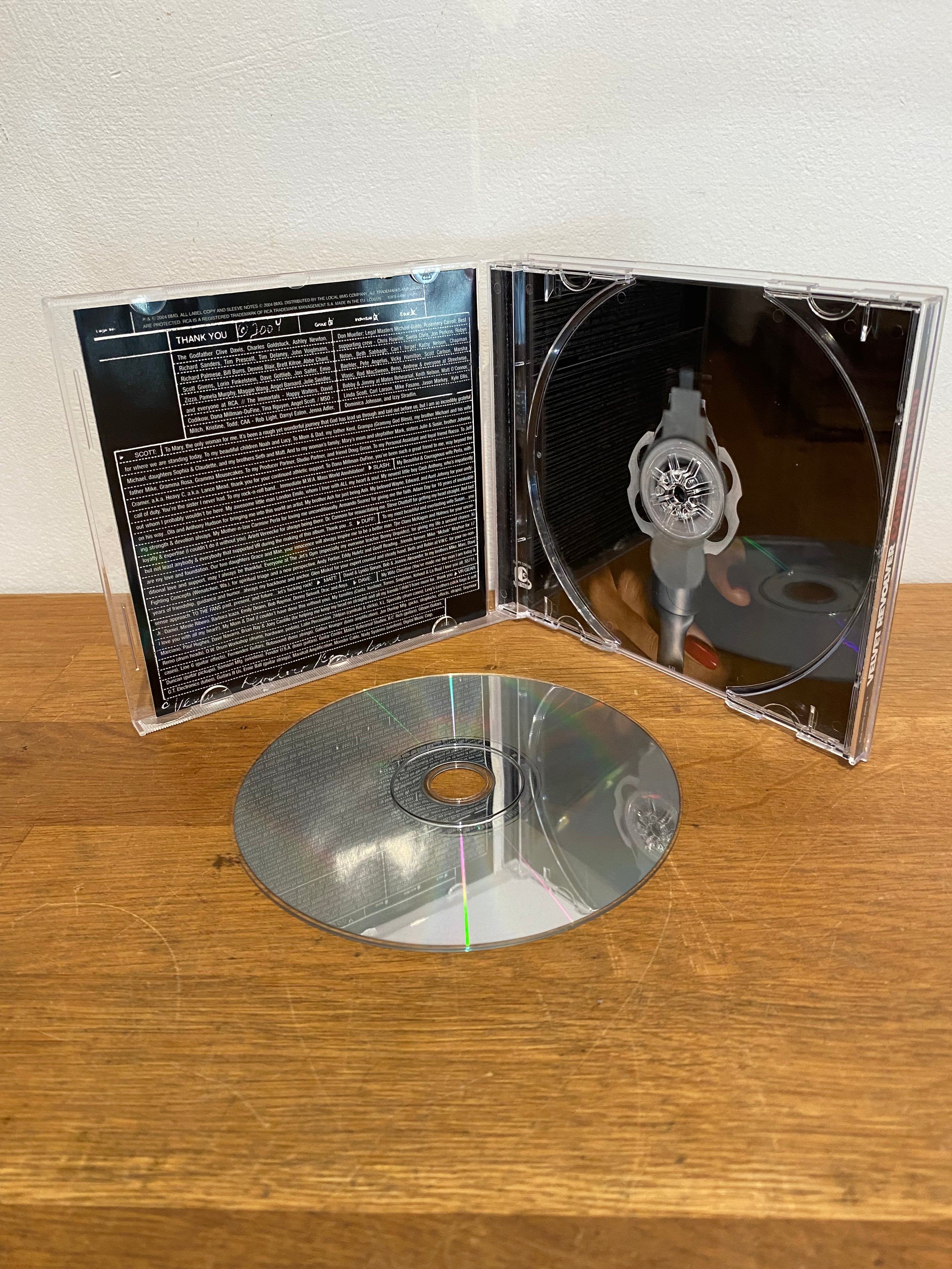 Velvet Revolver - Contraband CD Album (2004)