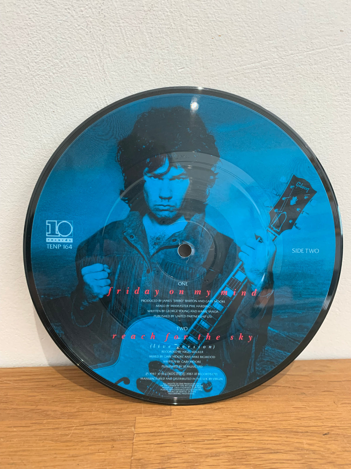 Gary Moore - Friday on my mind , 7 inch picture disc, 1987.