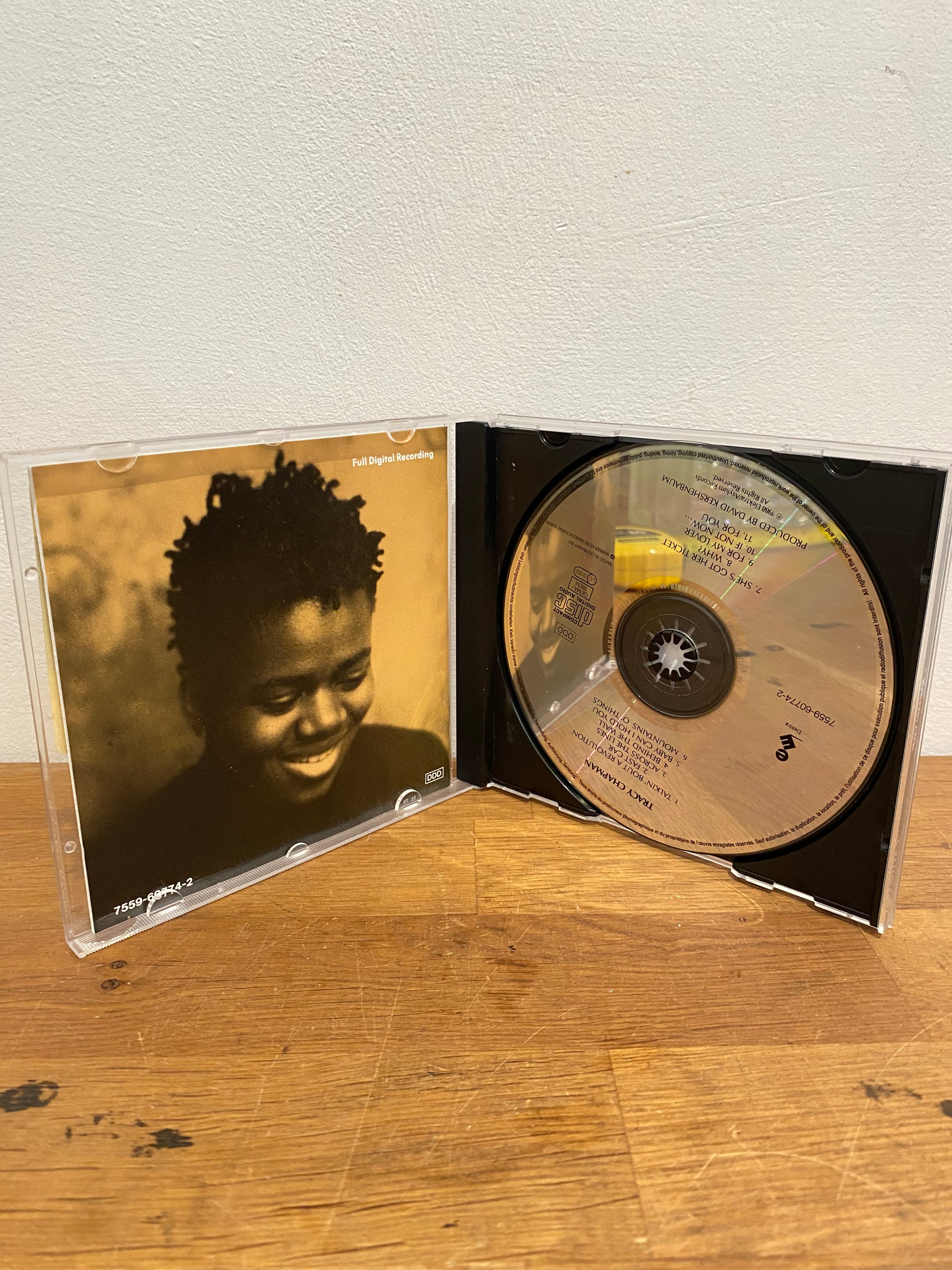 Tracy Chapman , self titled cd album , 1988 DDD