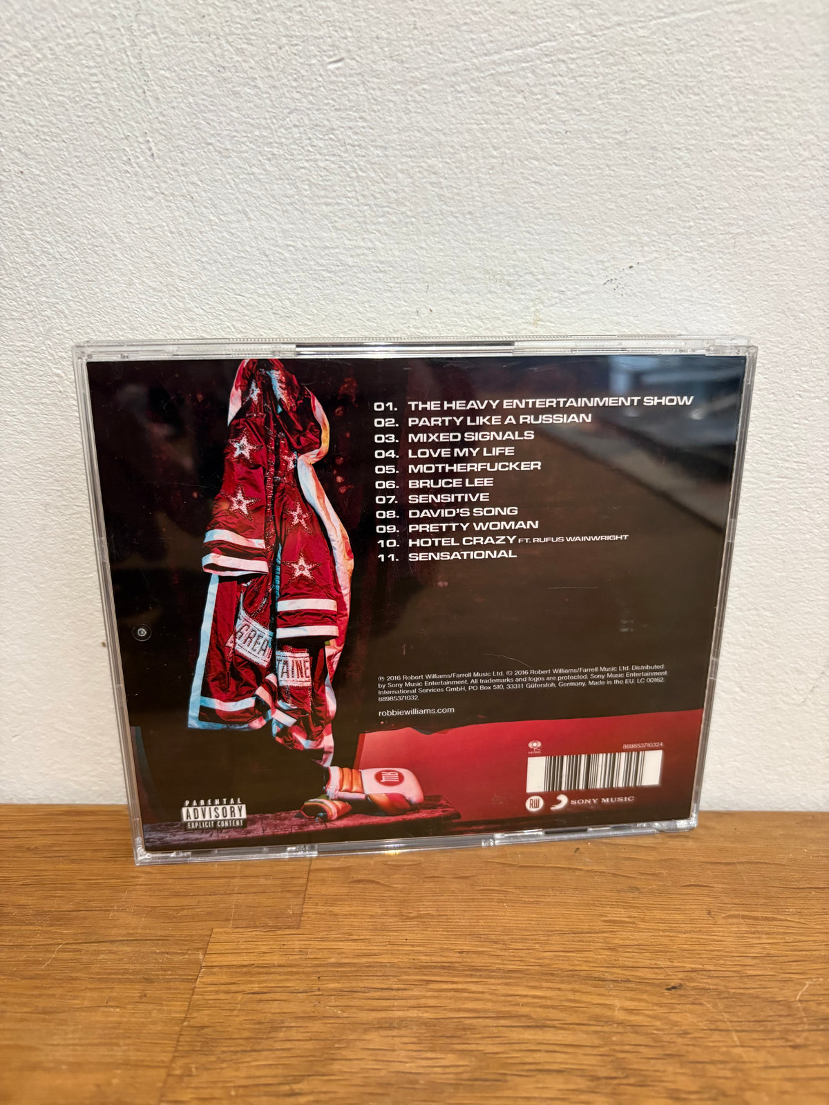 Robbie Williams - The heavy entertainment show , cd album