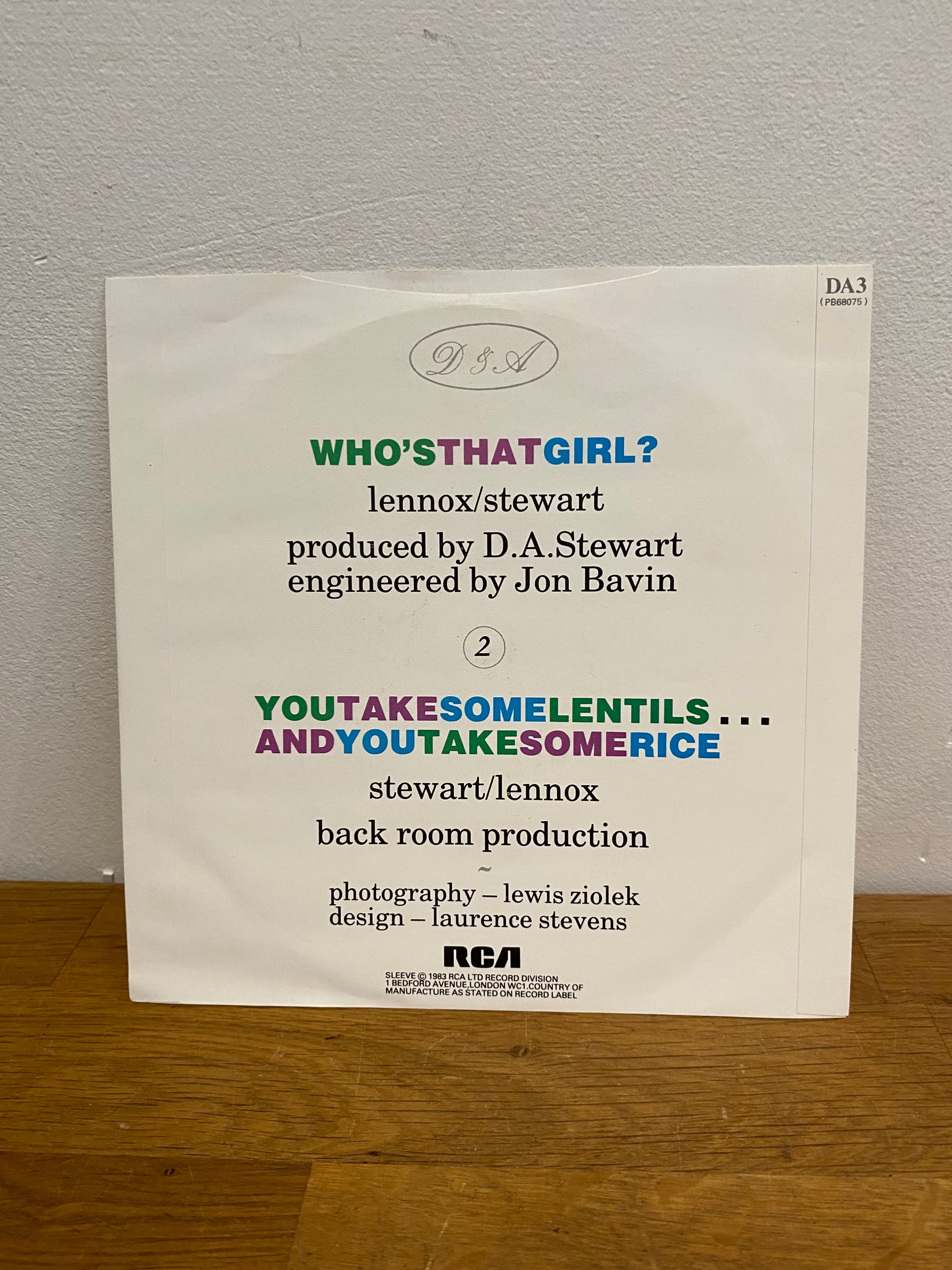 Eurythmics - Who’s that girl? , 7” single, 1983, RCA DA3