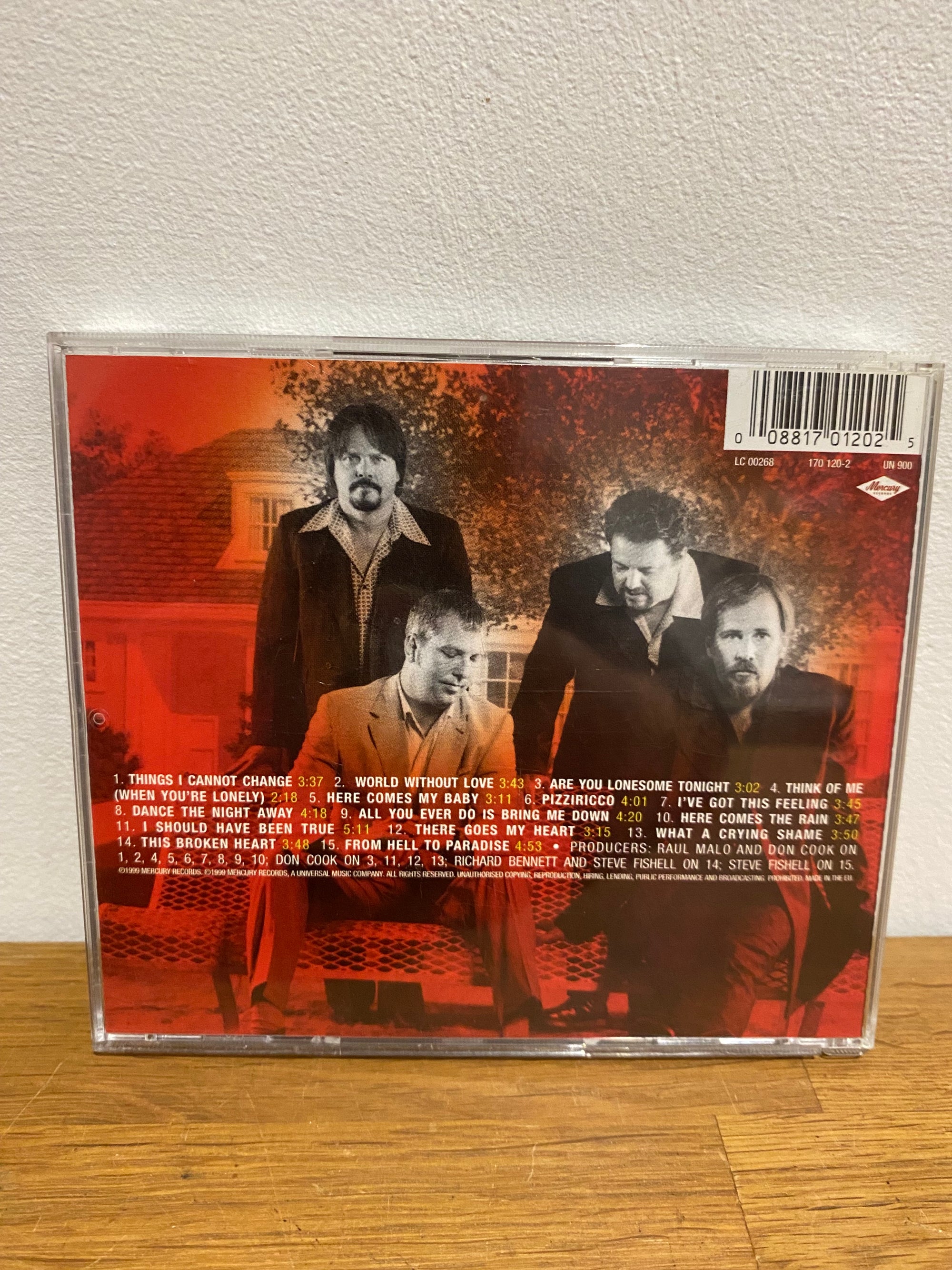 Back cover showing barcode 008817012025 The Mavericks The Best Of CD

