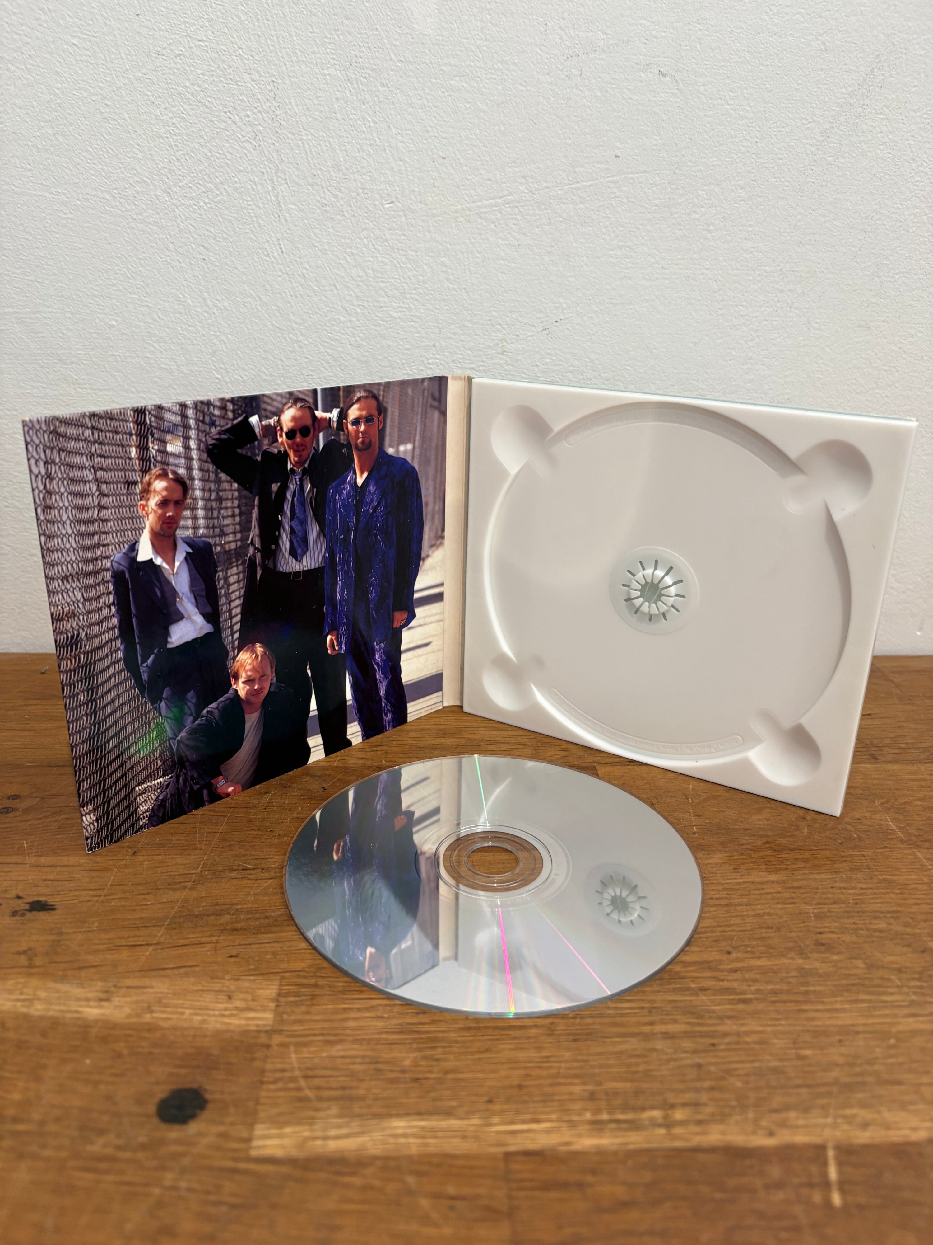 Wet Wet Wet - Love is all around, cd single Limited Edition Digi Pack, 1994.