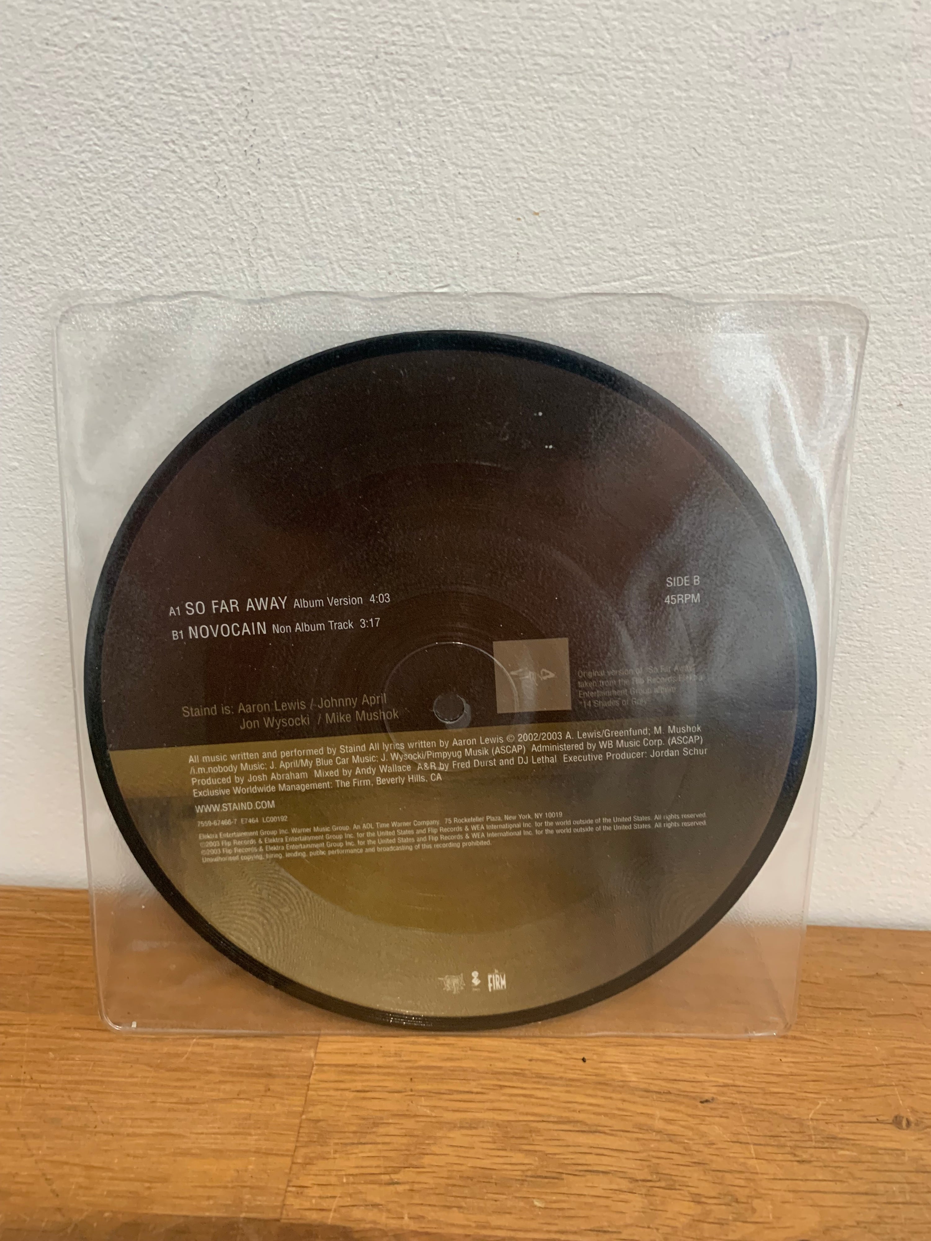 Staind - So far away, 7” single , picture disc , 2003 Flip records.