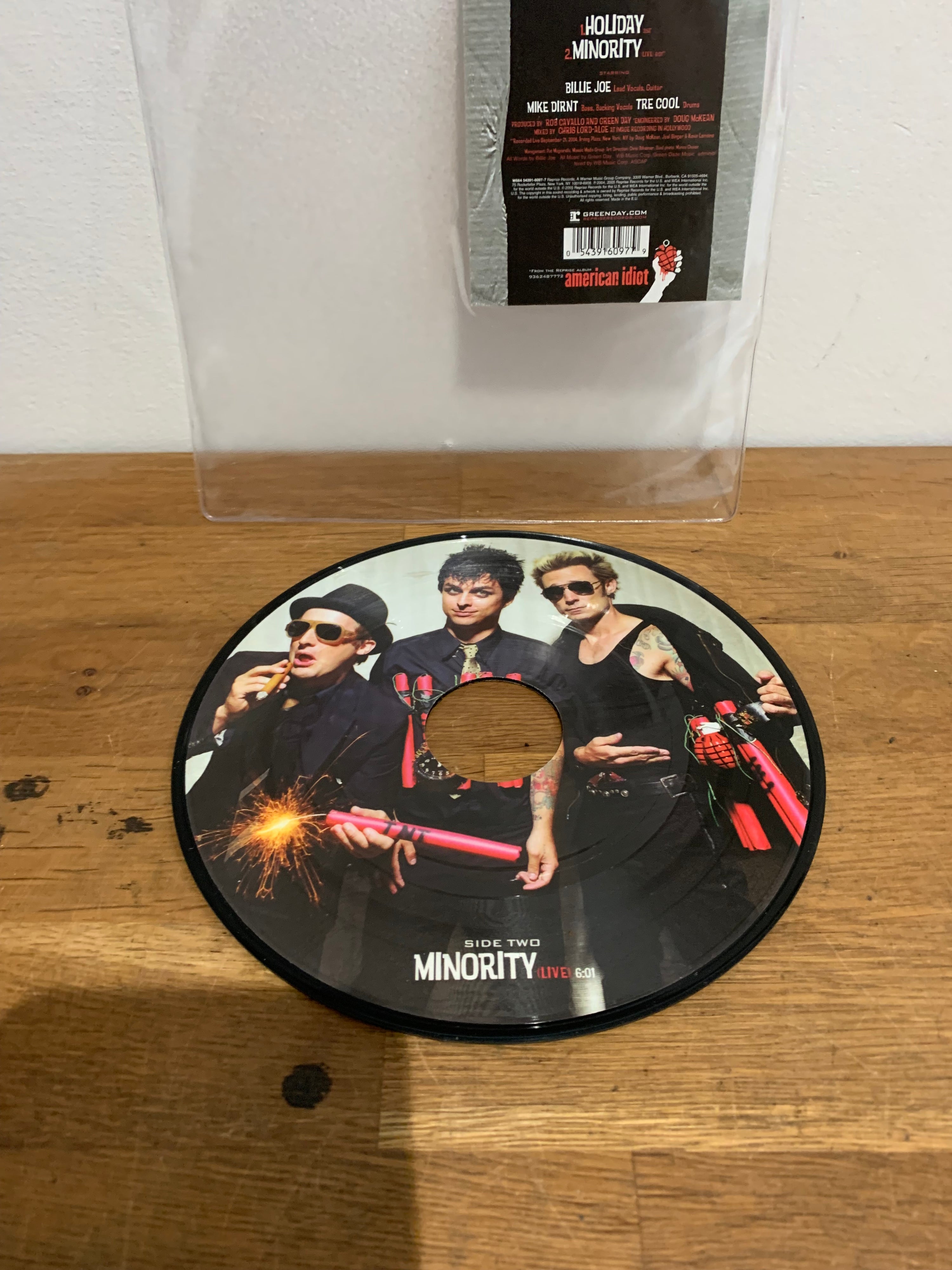 Green Day - Holiday, 7” picture disc, 2004.