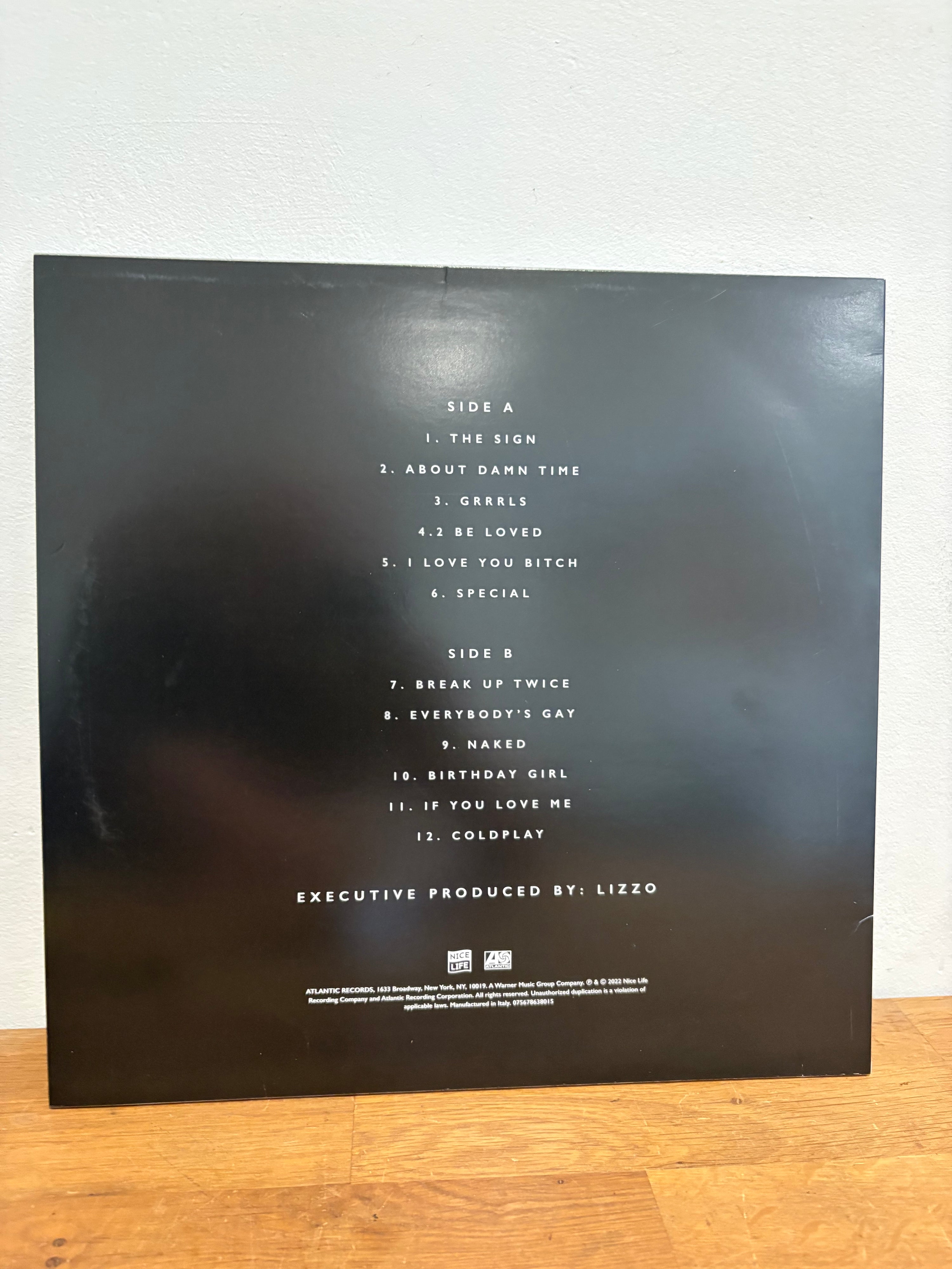 Lizzo - Special , gold vinyl album , 2022 .
