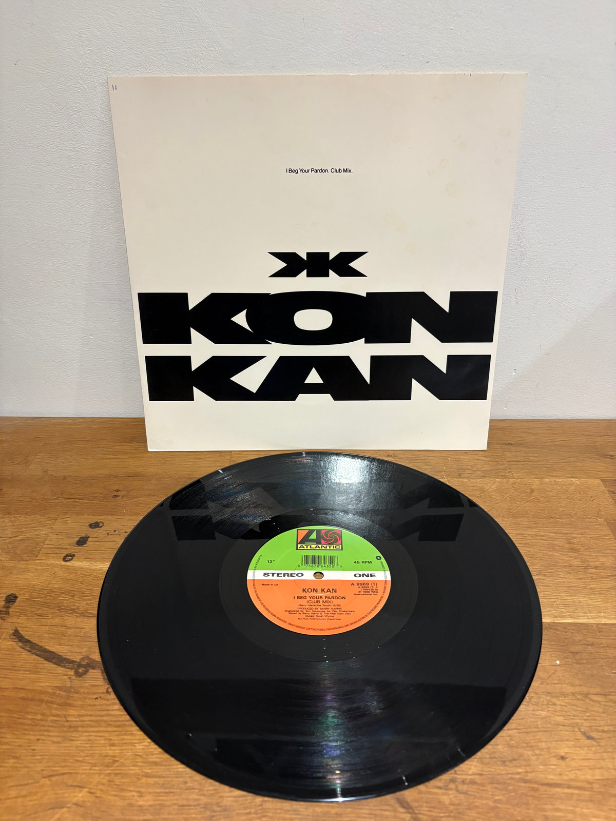 Kon Kan - I beg your pardon, club mix. 12 inch single, 1989 WEA records.