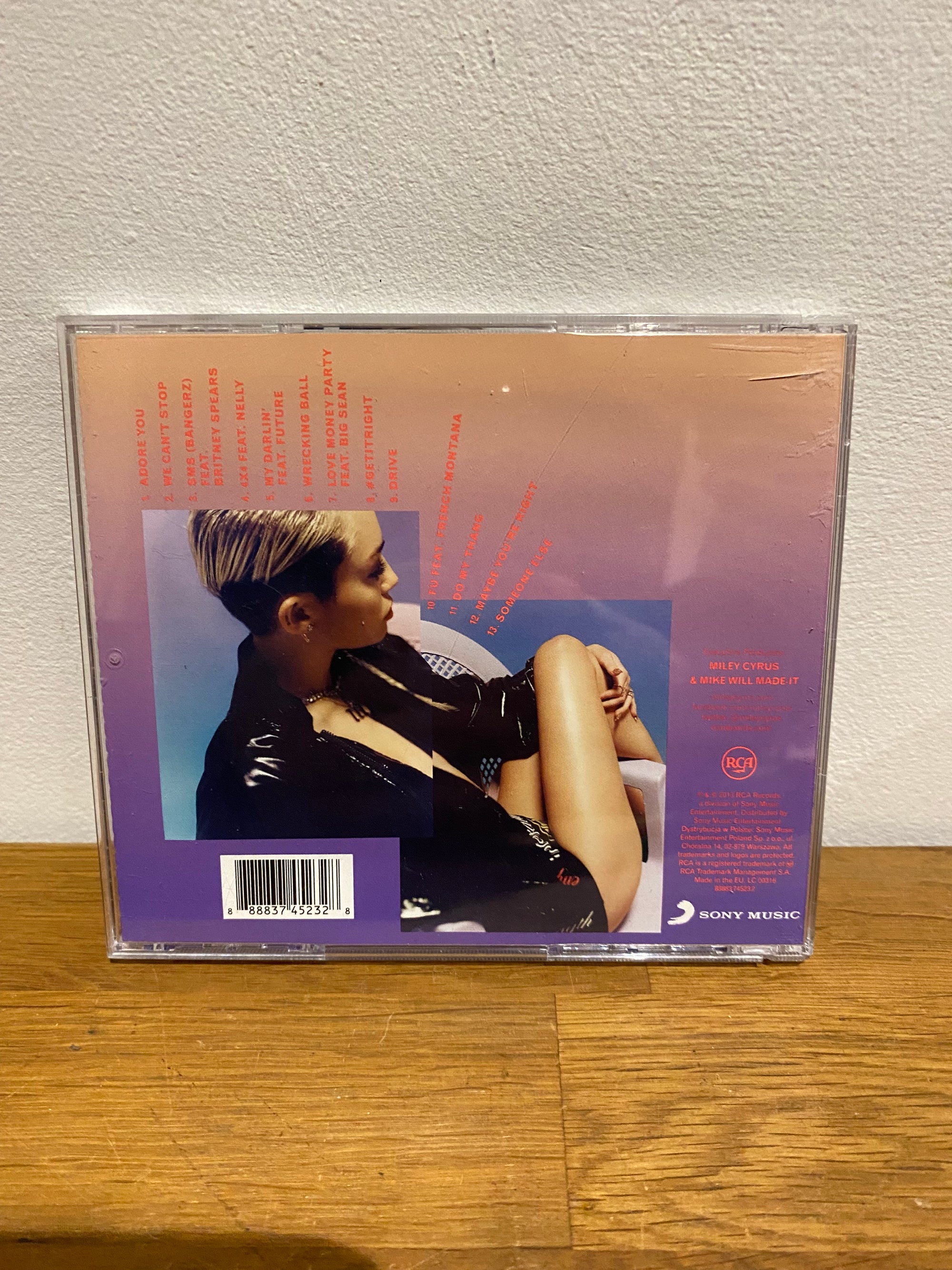 Miley Cyrus - Bangerz, 2013 cd album