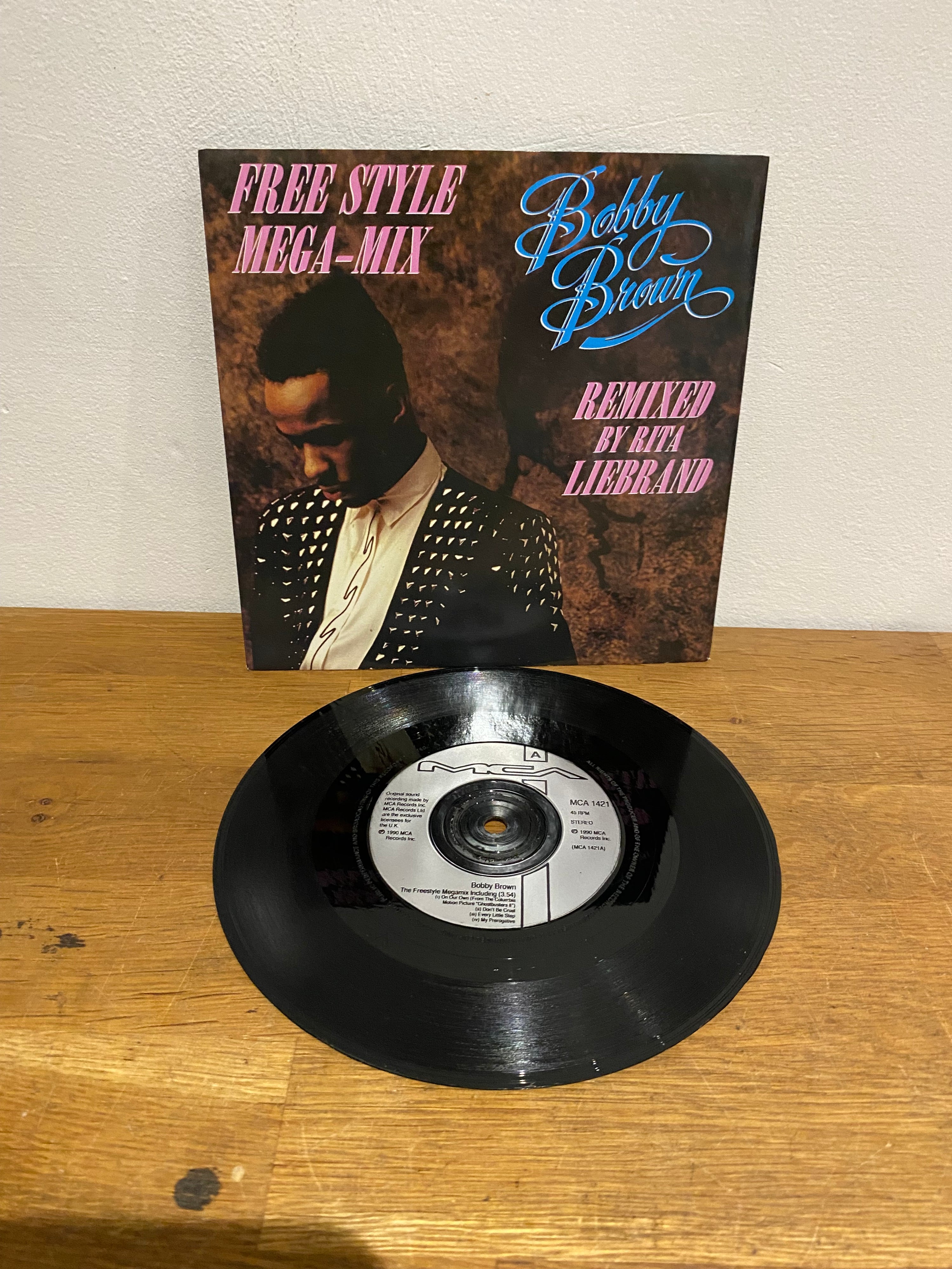 Bobby Brown - Free style mega mix ,  7 inch single, 1990