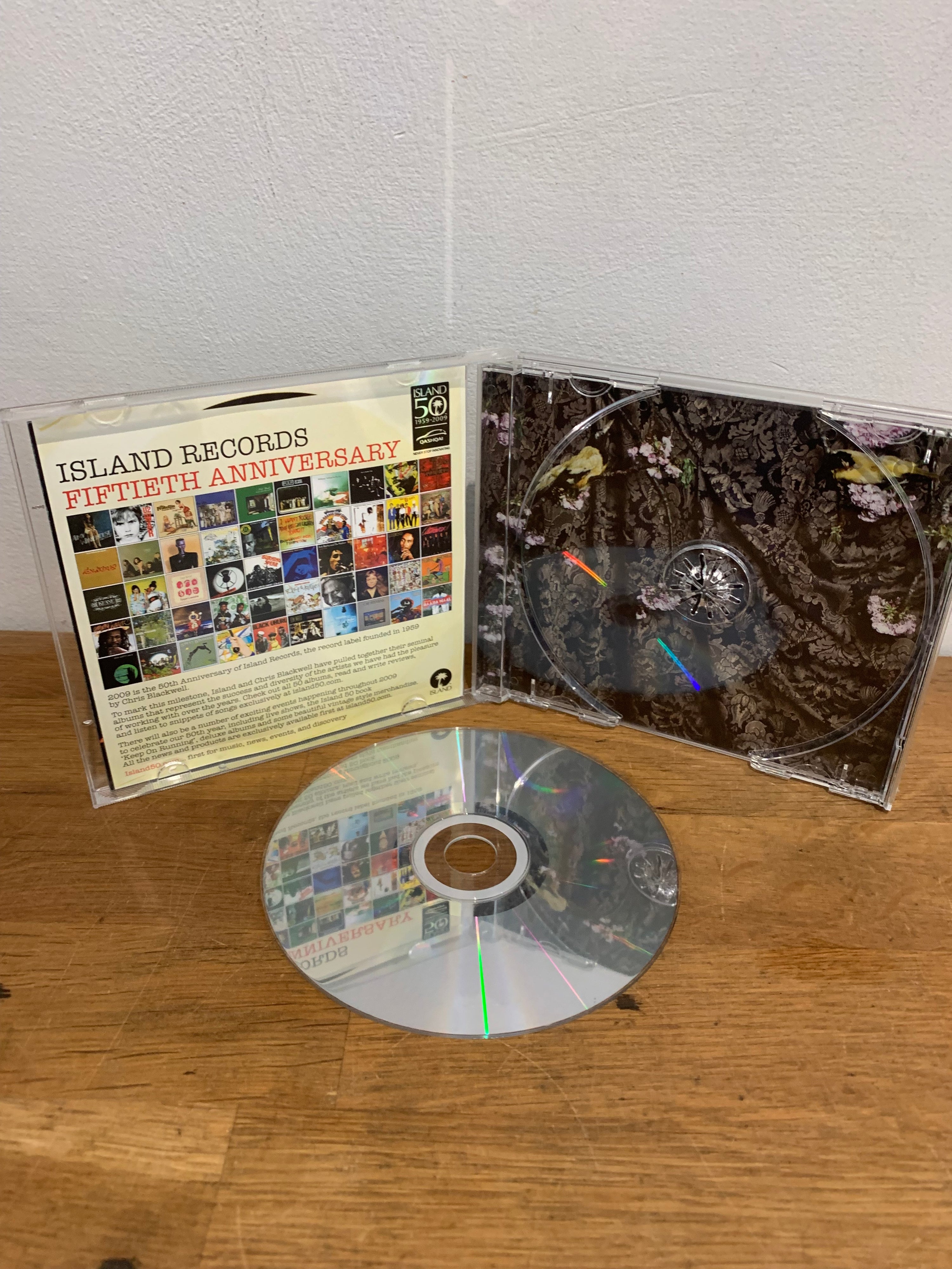 Florence and the machine - Lungs , cd album , 2009 Island records.