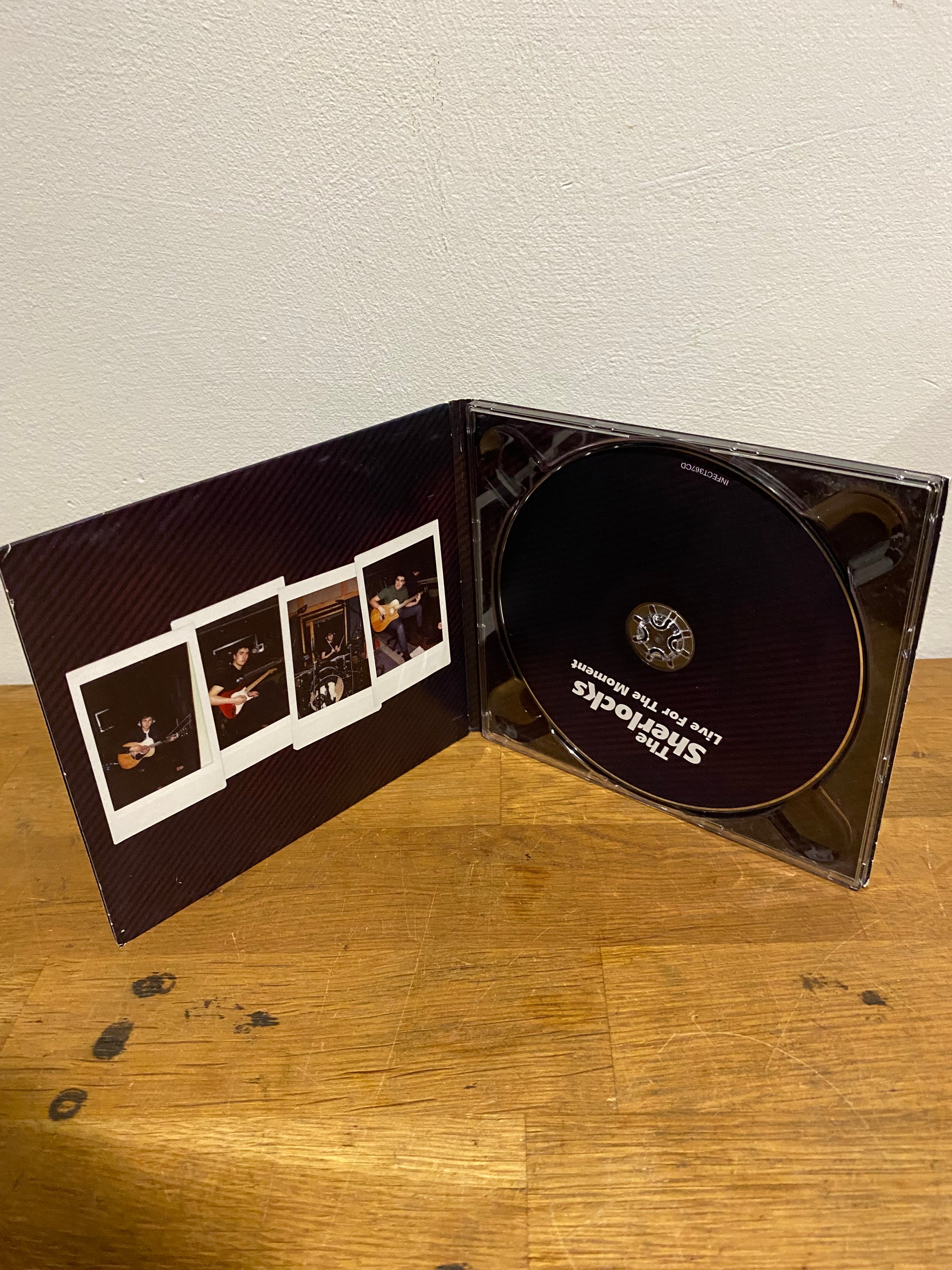 The Sherlocks - Live for the moment, 2017 BMG , cd album