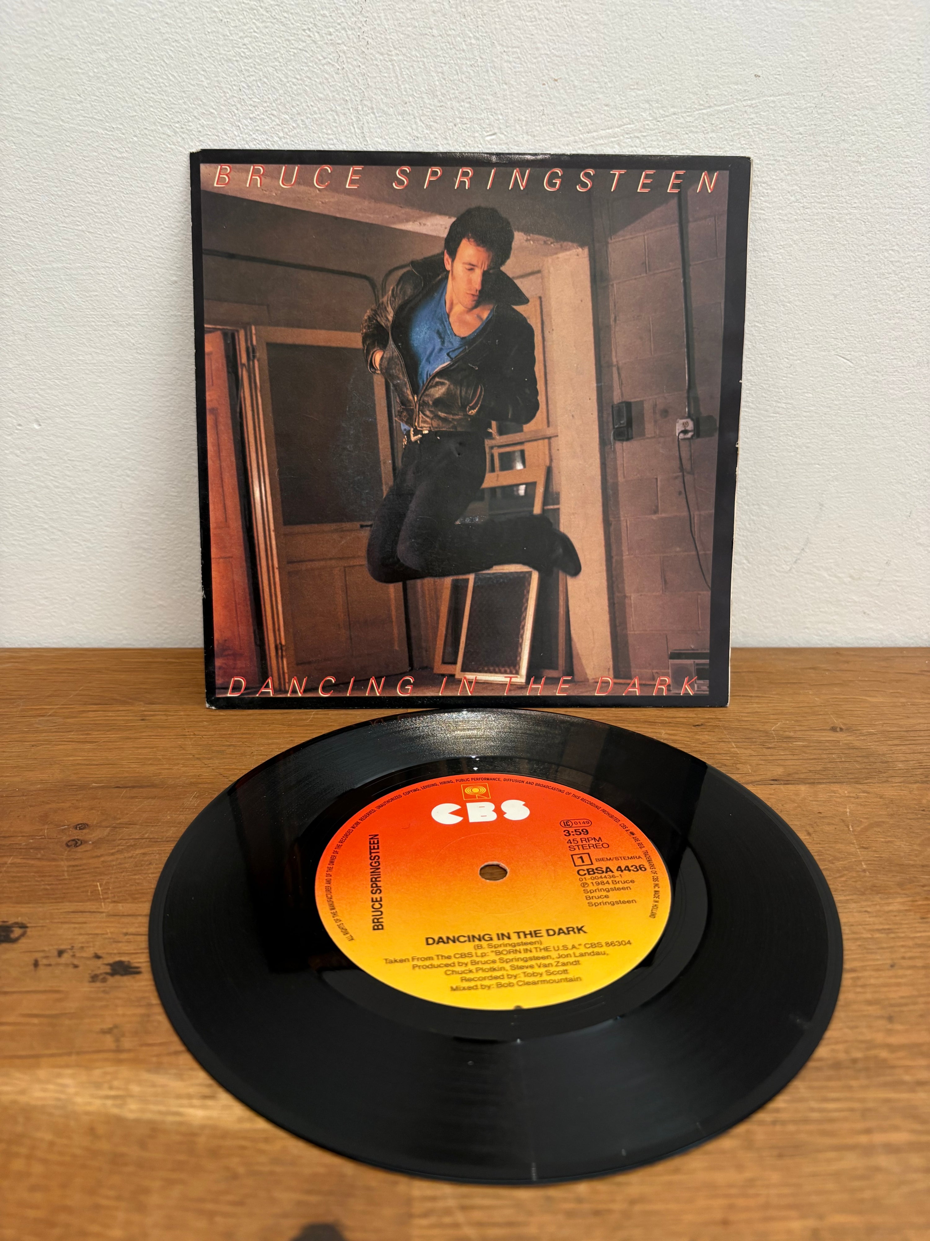 Bruce Springsteen - Dancing in the dark , 7 inch single, CBS 1984.