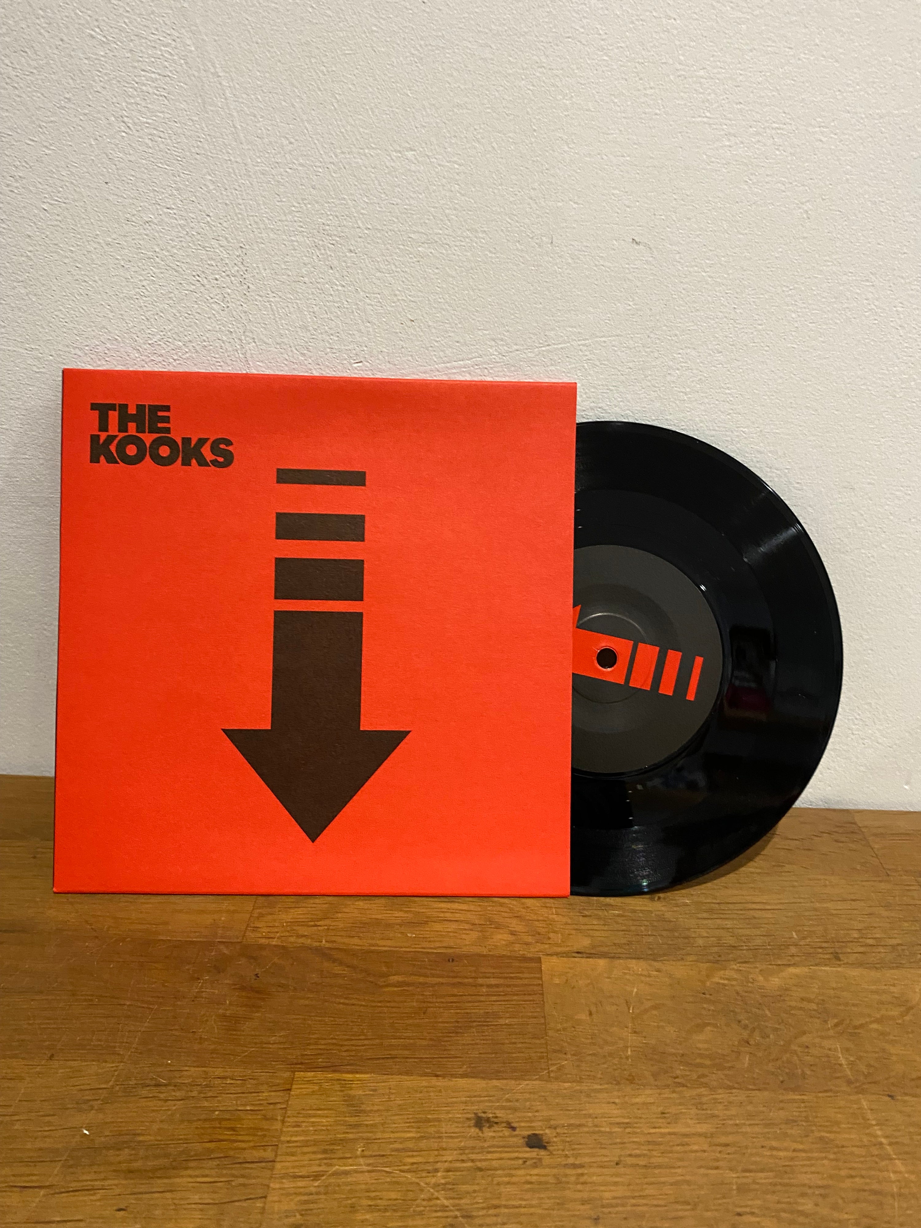 The Kooks - Down , 7” vinyl, Virgin 2014.