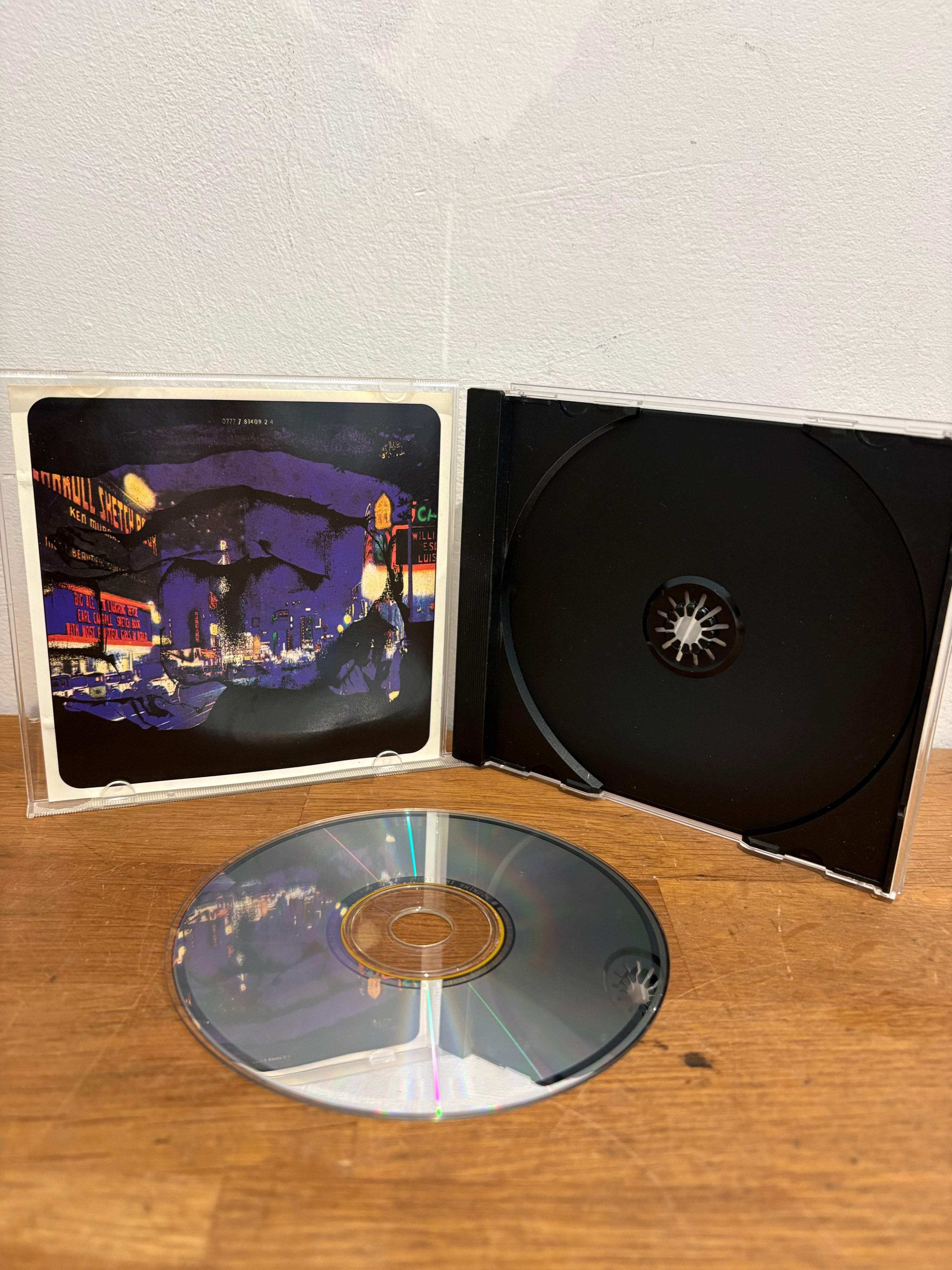 Radiohead - Pablo Honey , cd album, 1993 Parlophone.