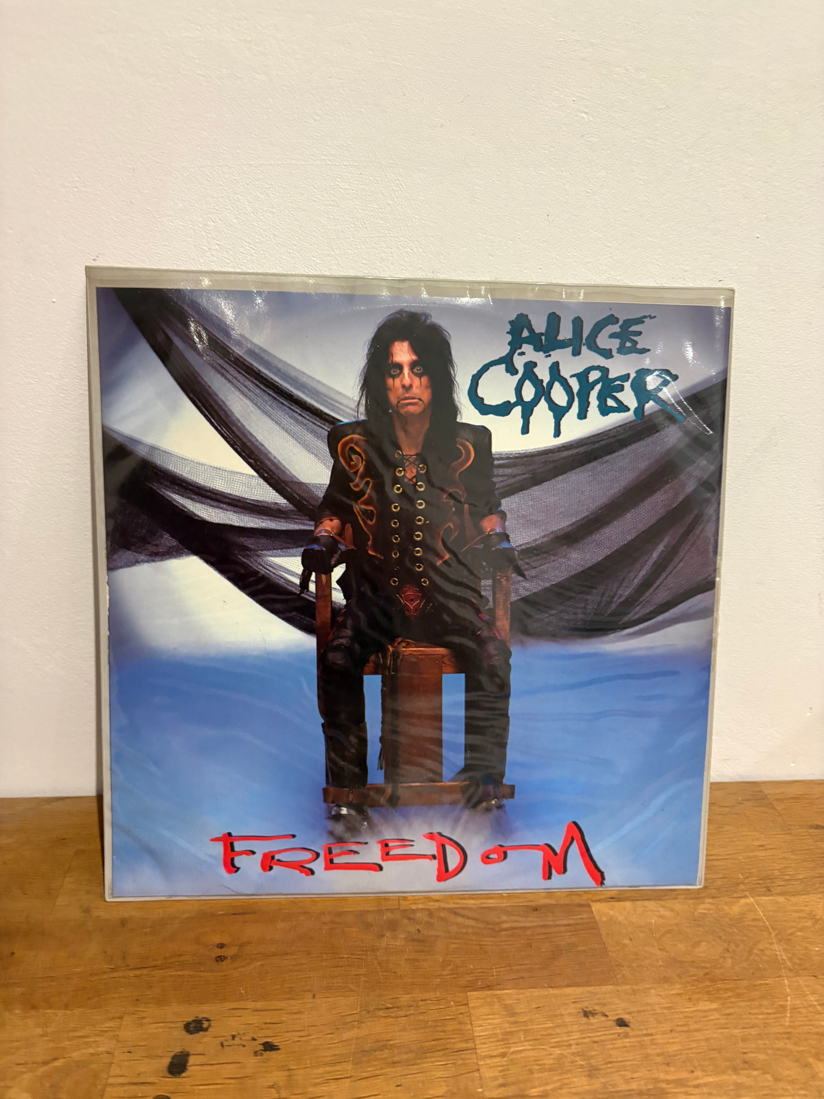 Alice Cooper - Freedom, 12 inch single, Limited Edition Snakeskin Bag Sleeve. 1988 MCA